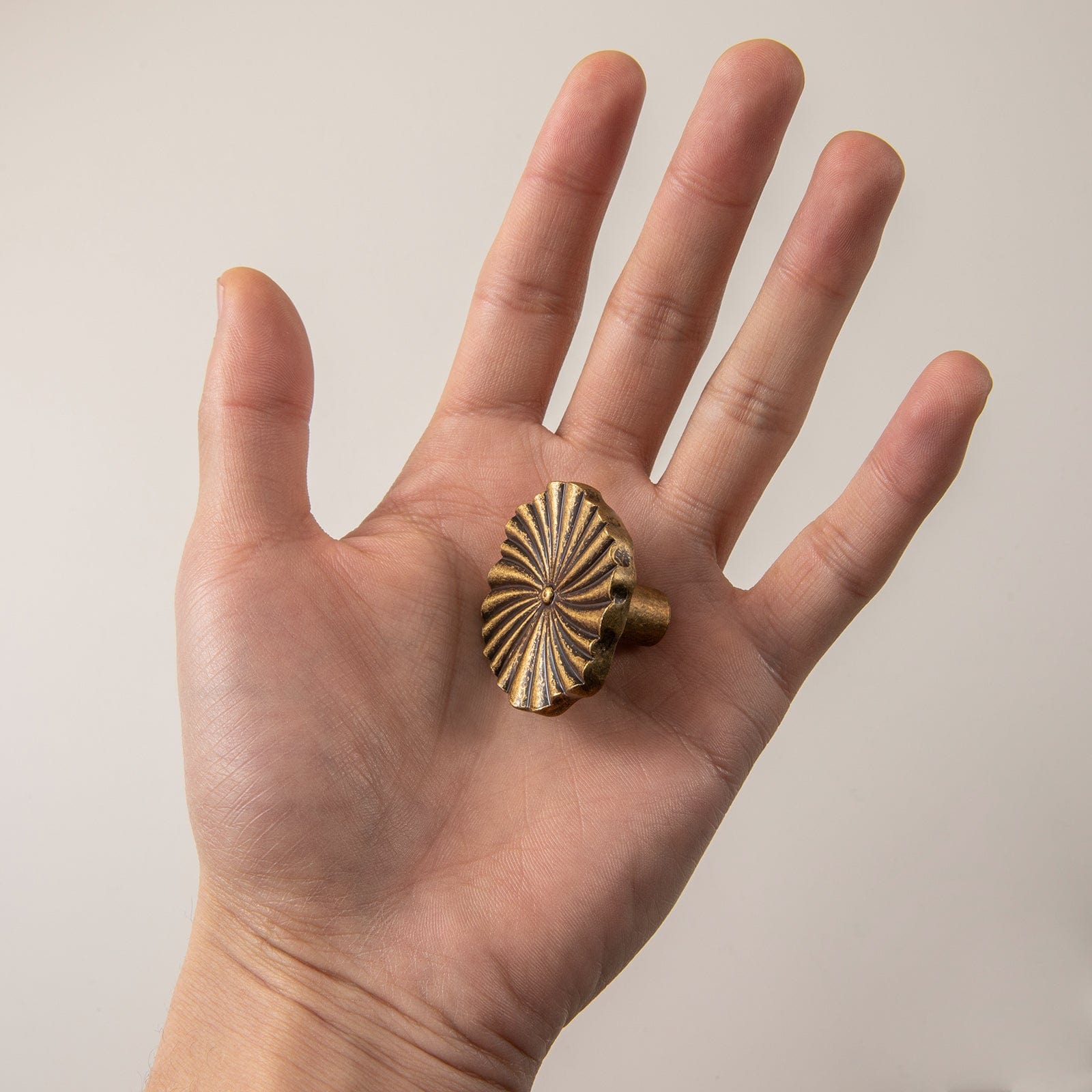 Goo-Ki Sunburst Zinc Alloy Drawer Knobs with Flower Design Ornate Sun-Ray Design Cabinet Hardware