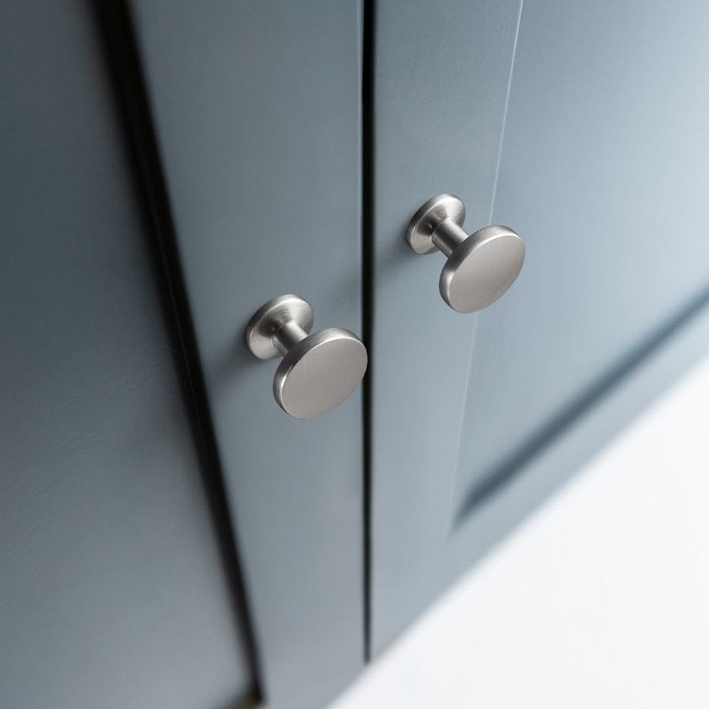 Goo-Ki Vintage Cabinet Knobs with Cylindrical Stem Minimalist Dresser Hardware