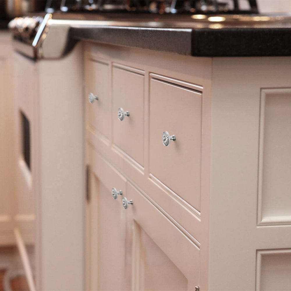 Goo-Ki Vintage Sunburst Cabinet Knobs Ornate Floral Design with Distressed Finish Kitchen Drawer Knobs