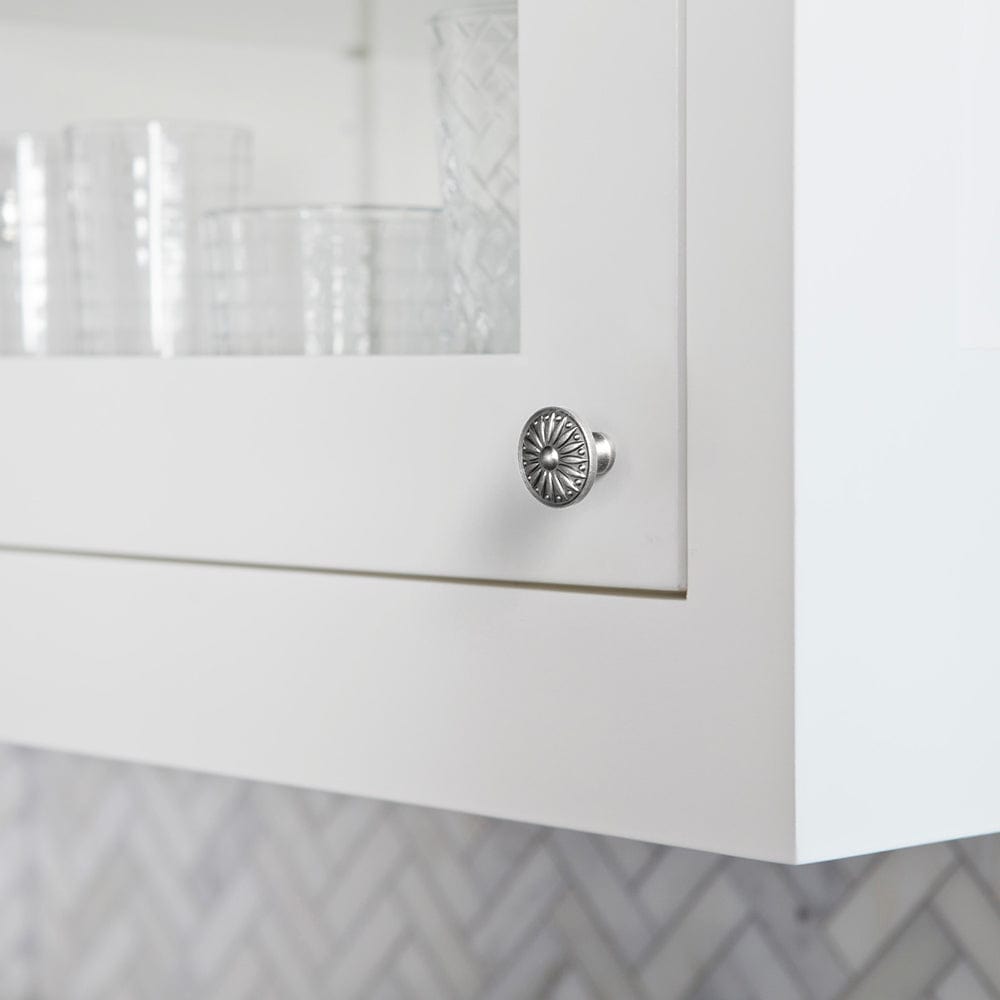 Goo-Ki Vintage Sunburst Cabinet Knobs Ornate Floral Design with Distressed Finish Kitchen Drawer Knobs