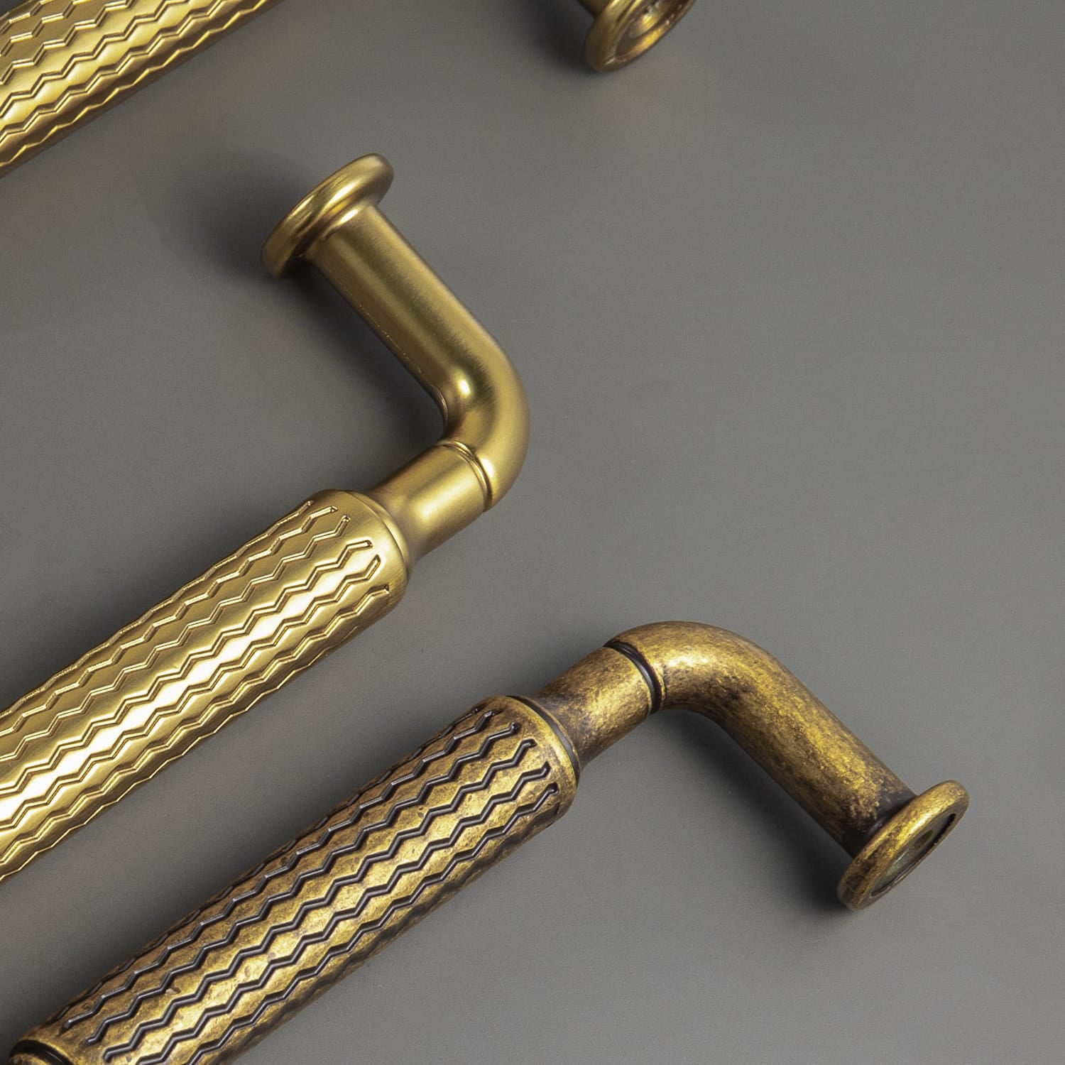 Goo-Ki Vintage Wavy Textured Zinc Alloy Cabinet Pulls for Kitchen Cabinets & Furniture