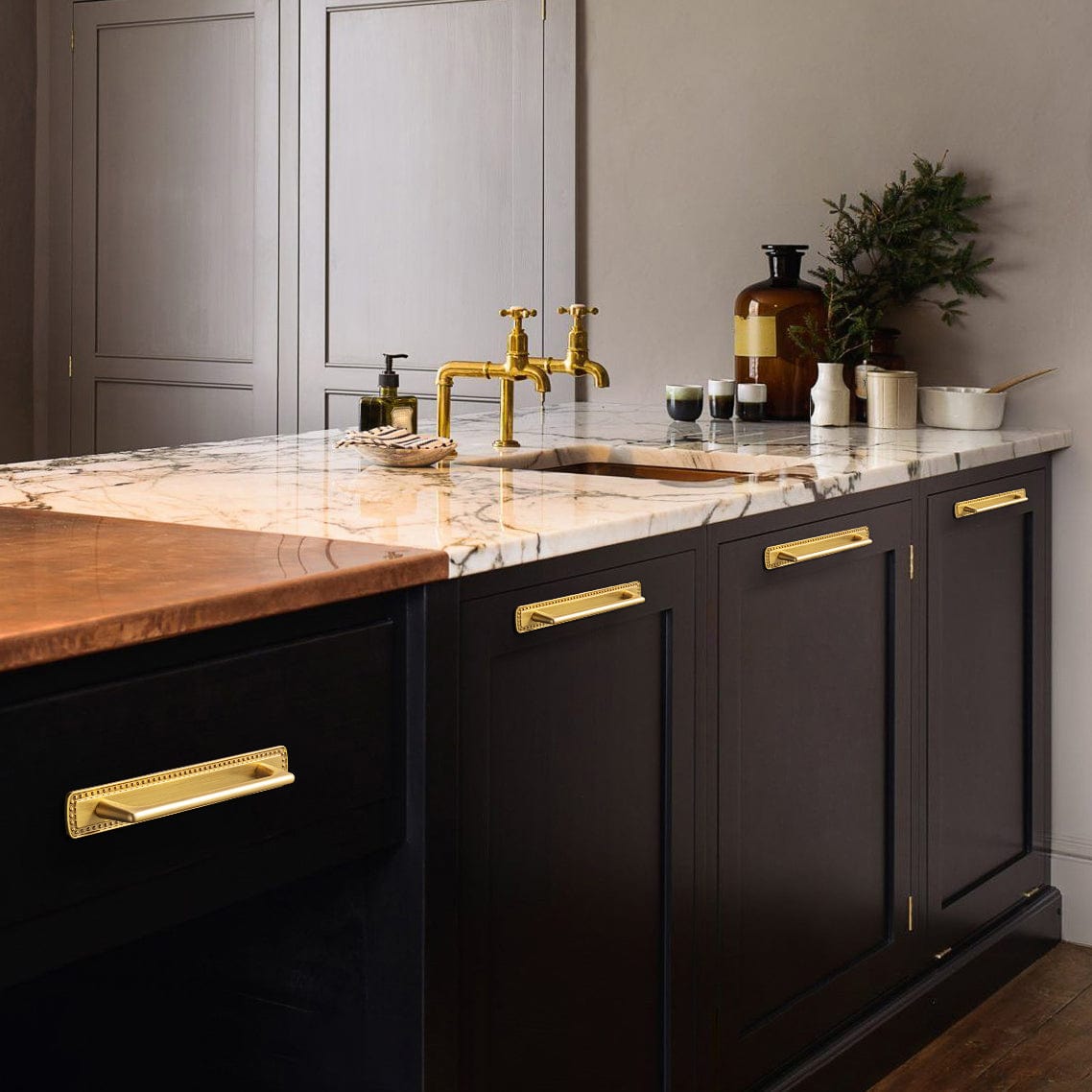 2 Pack Classic Cabinet Bar Pulls with Back Plate Zinc Alloy Cabinet Handle with Long Back Plate