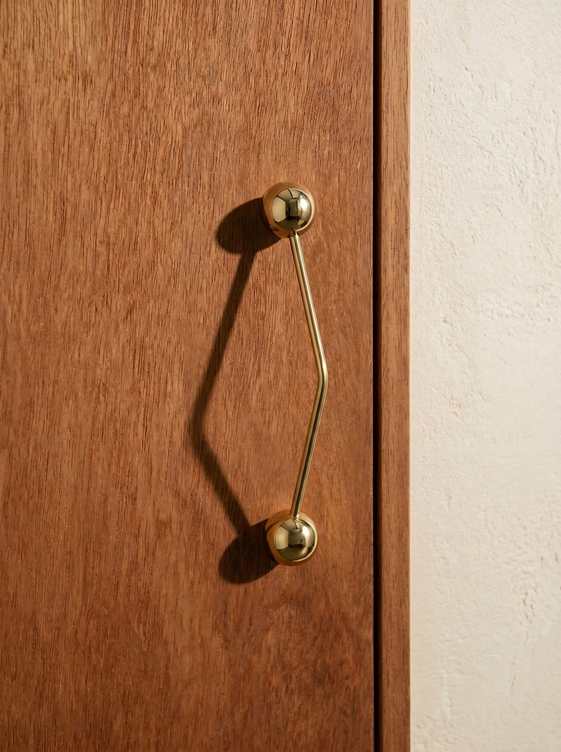 TONA Creative Brass Furniture Handle Novelty Cabinet Bar Pulls European Minimalist Handle