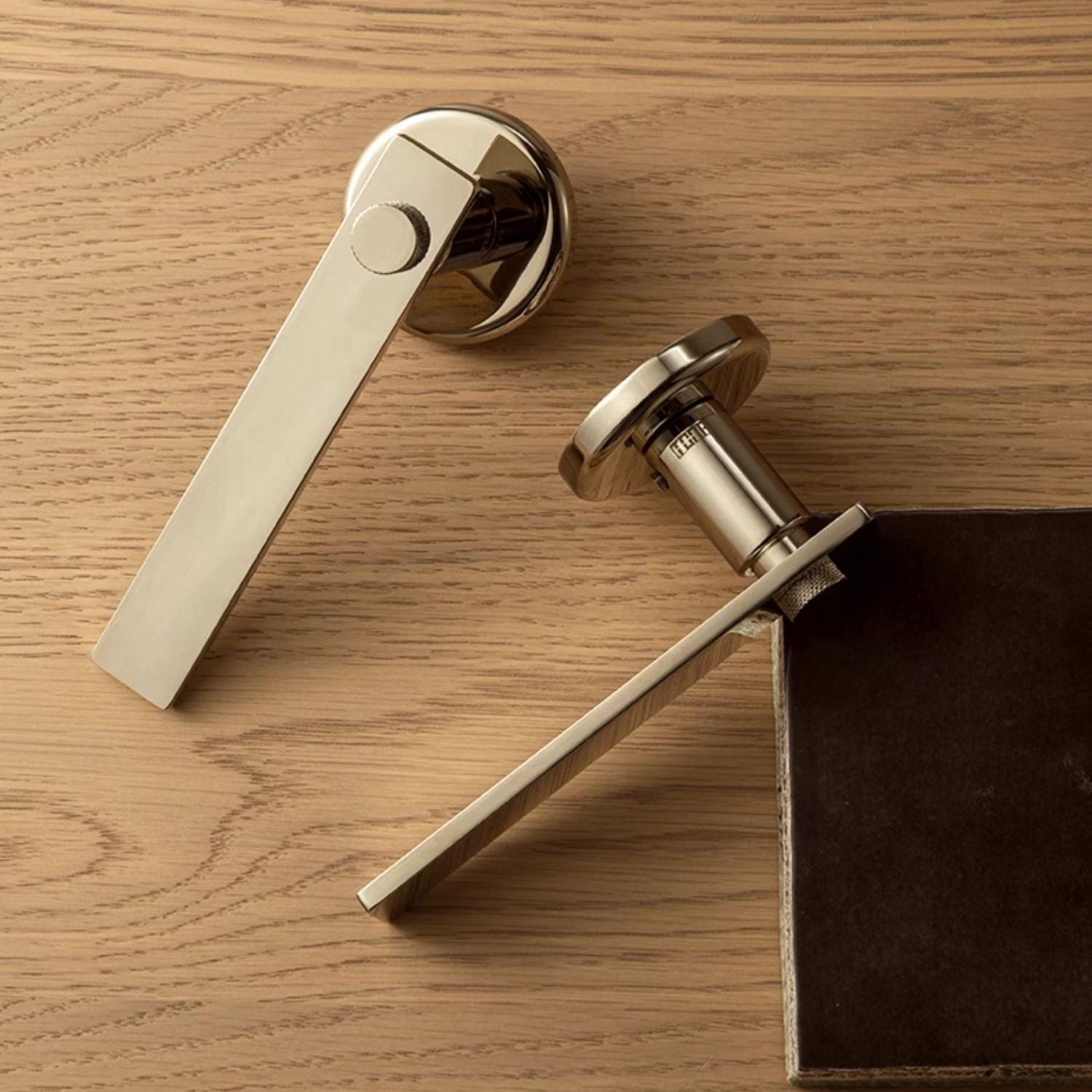 TONA Fake Lock Mid-century Modern Solid Brass Interior Door Lock Titanium Silver Bedroom Door Handle