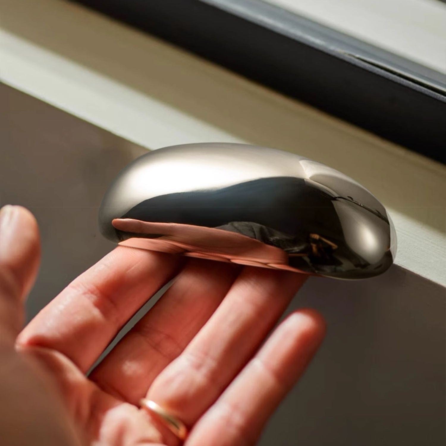 TONA Modern Solid Brass Furniture Handle Nordic Minimalist Style Drawer Handle Glossy Silver Kitchen Handle