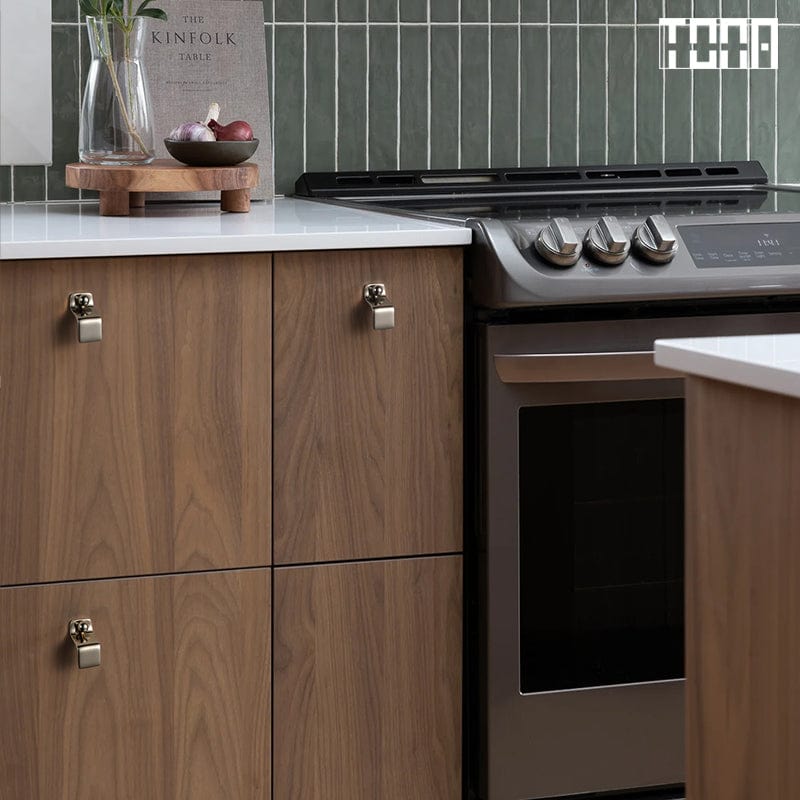 TONA Titanium Silver / Knob / 2 Pack Titanium Silver Copper Cabinet Knob with Stylish Unique Silhouette