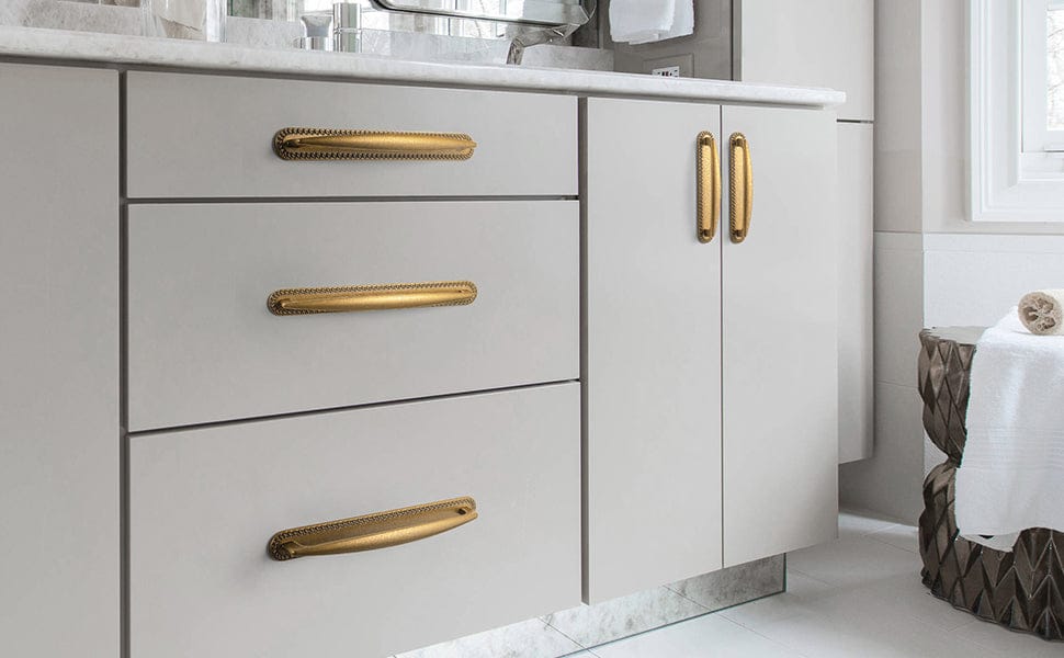 Antique Brass Cabinet Handles Timeless Drawer Pulls for Classic Furniture Revival