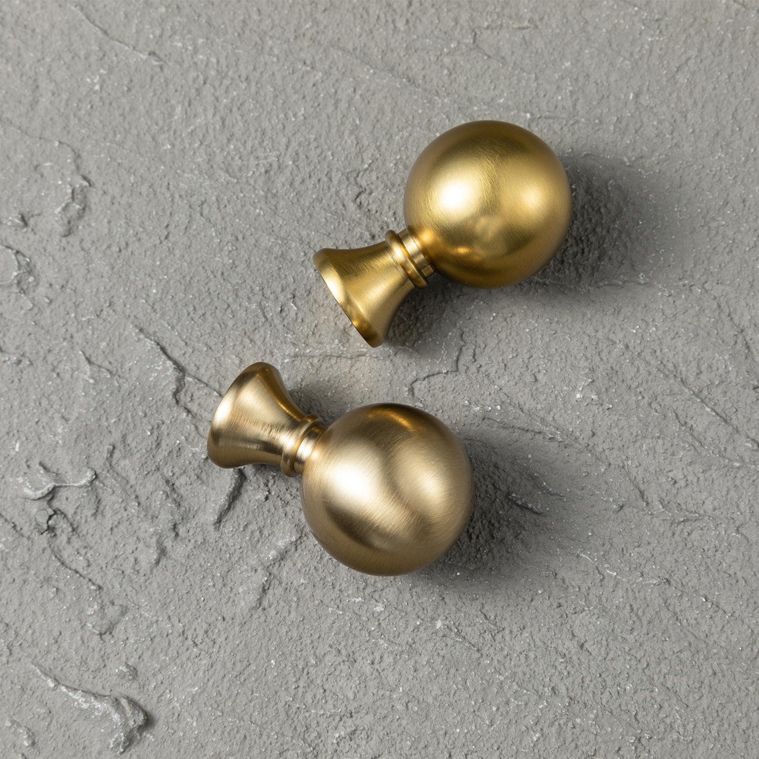 Luxury Globe Shape Cabinet Knobs Zinc Alloy Durable Hardware, Minimalist Spherical Drawer Pulls for Farmhouse Modern Retro Cabinet Renovation