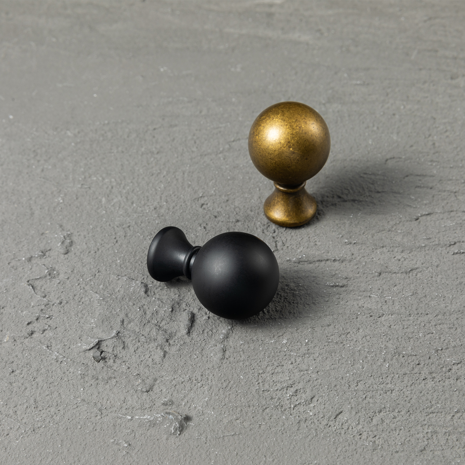 Luxury Globe Shape Cabinet Knobs Zinc Alloy Durable Hardware, Minimalist Spherical Drawer Pulls for Farmhouse Modern Retro Cabinet Renovation
