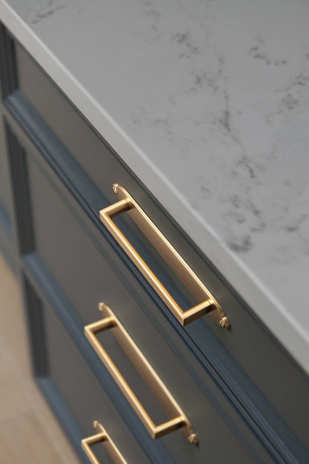 2 Pack Long Cabinet Bar Pulls with Back Plates Solid Drawer Handles Set