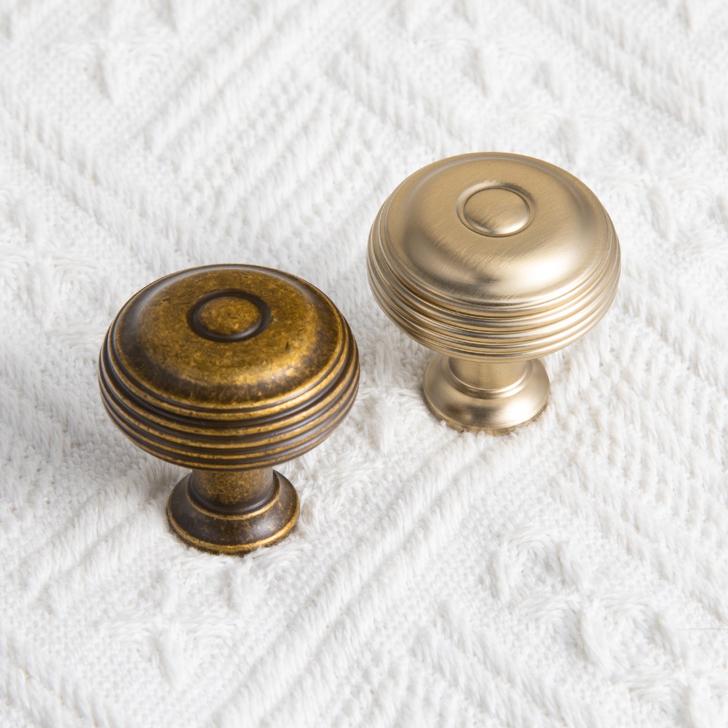 Concentric Tiered Round Zinc Alloy Cabinet Knobs, Classic Ridged Vintage Drawer Knob for Cabinet, Dresser