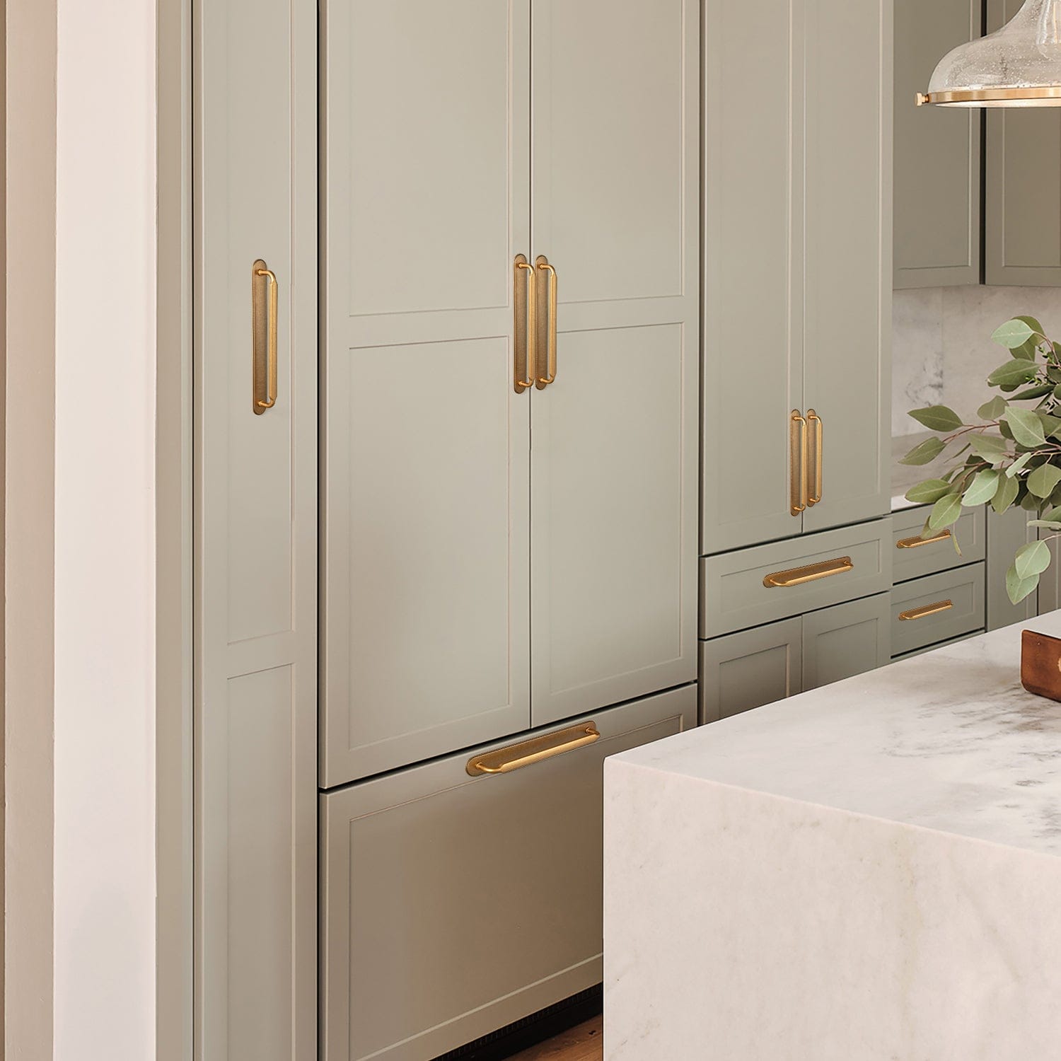 2 Pack Antique Brass Cabinet Pulls with Back Plate Zinc Alloy Drawer Handle with Long Back Plate