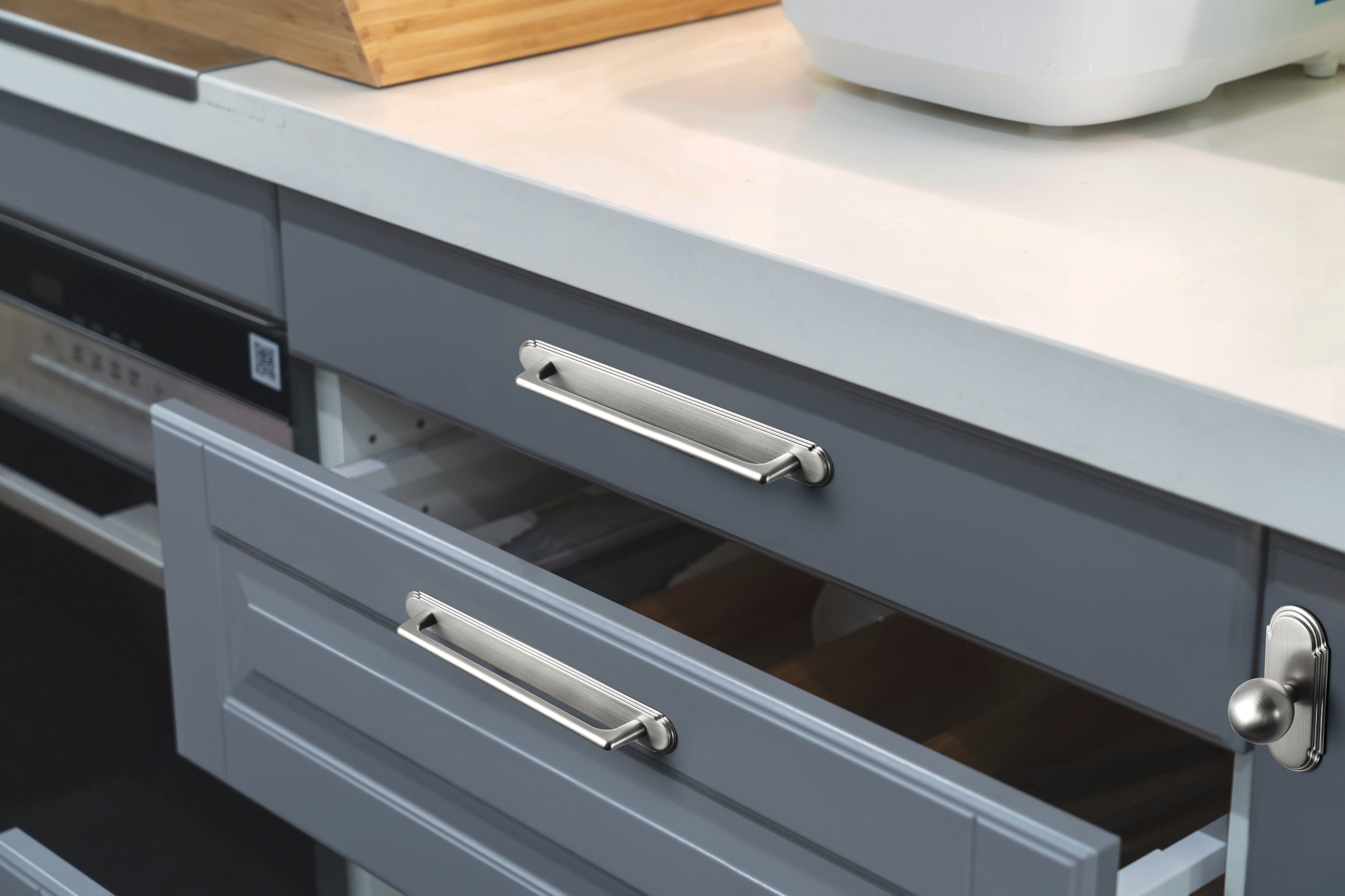 2 Pack Cabinet Pulls with Oval-shaped Back Plate Zinc Alloy Cabinet Handle with Long Back Plate G014