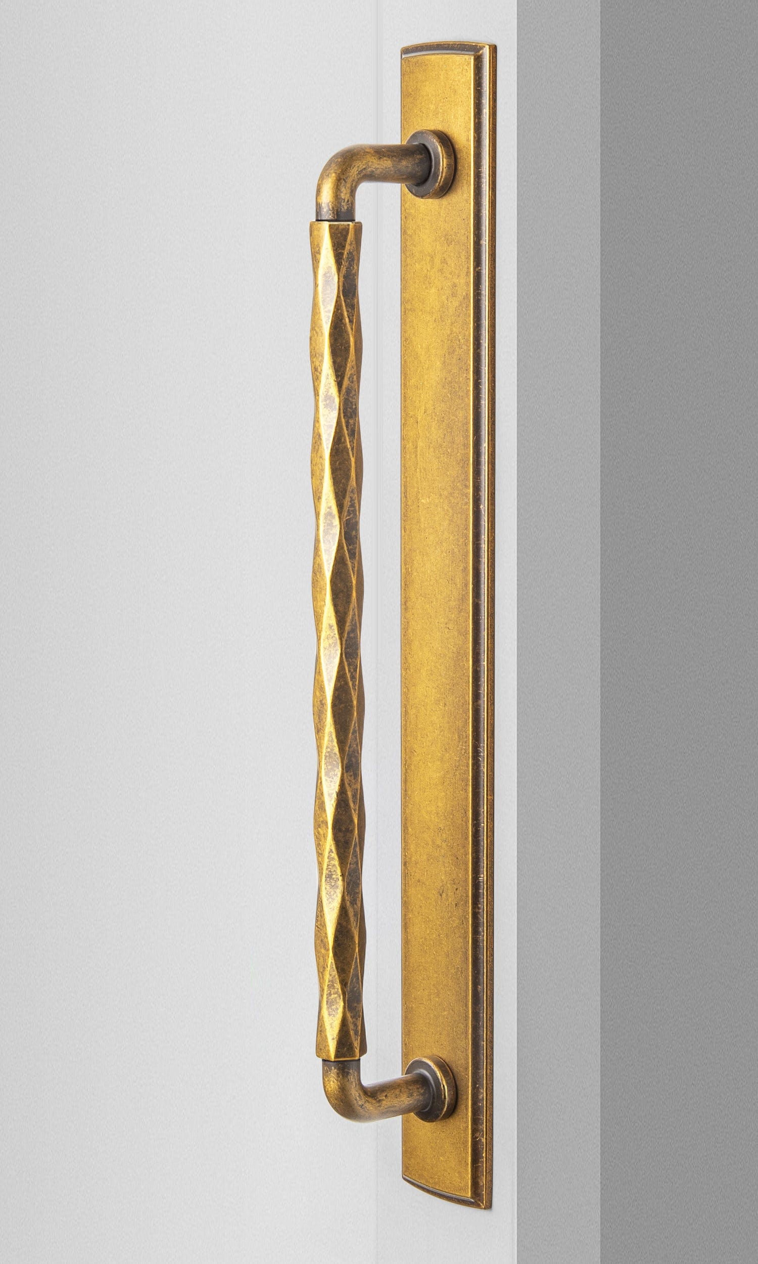 2 Pack Zinc Alloy Drawer Pulls with Back Plate Twisted Design Decorative Handles for Kitchen Cabinets