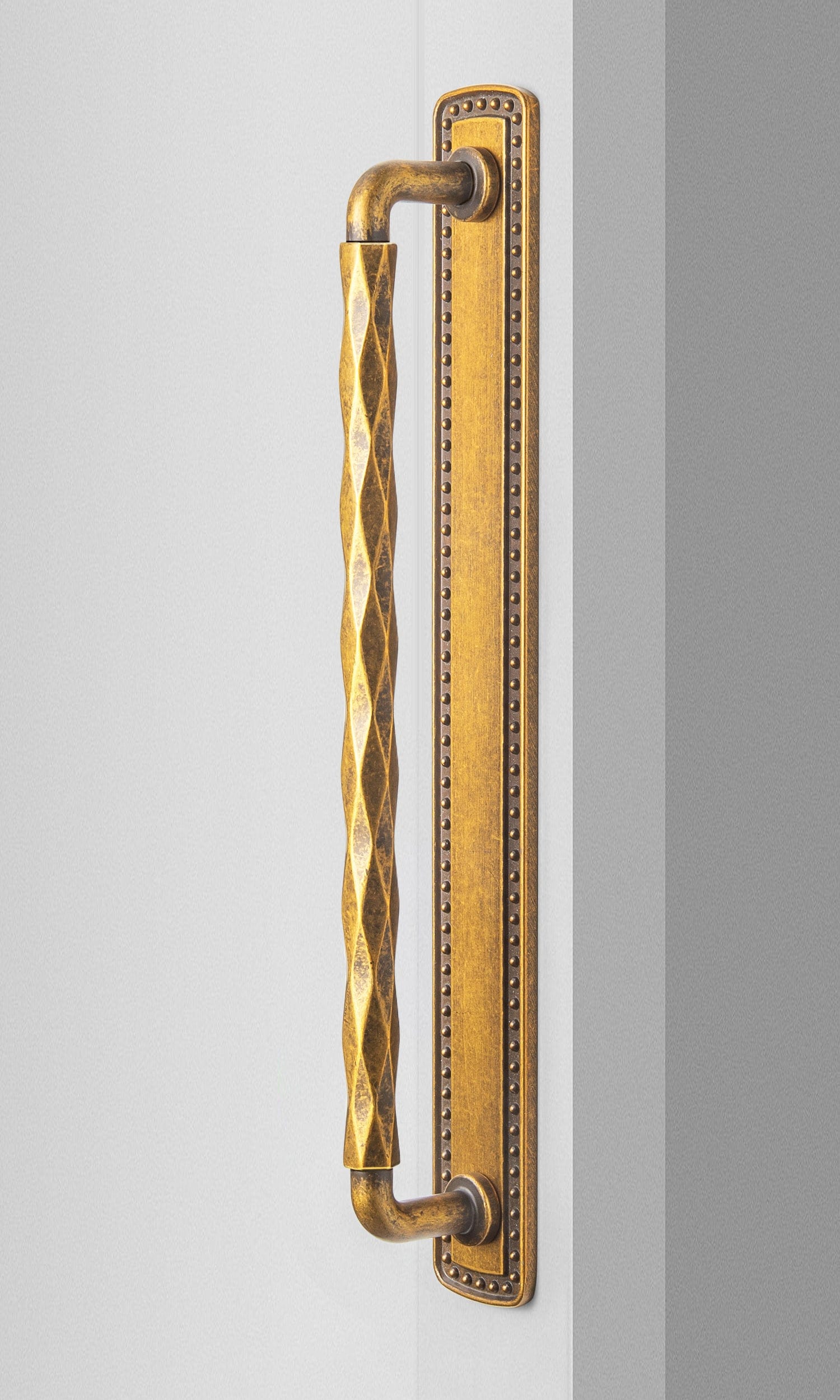 2 Pack Zinc Alloy Drawer Pulls with Back Plate Twisted Design Decorative Handles for Kitchen Cabinets