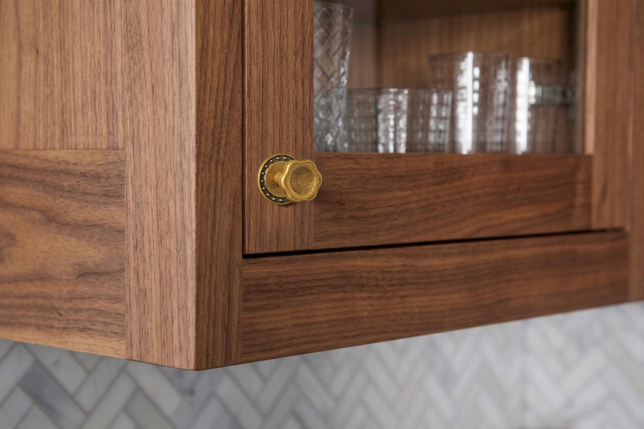 Floral Zinc Alloy Cabinet Knobs with Decorative Backplates, Assorted Multi-Shape Base Plates Furniture Drawer Knobs for Cabinet