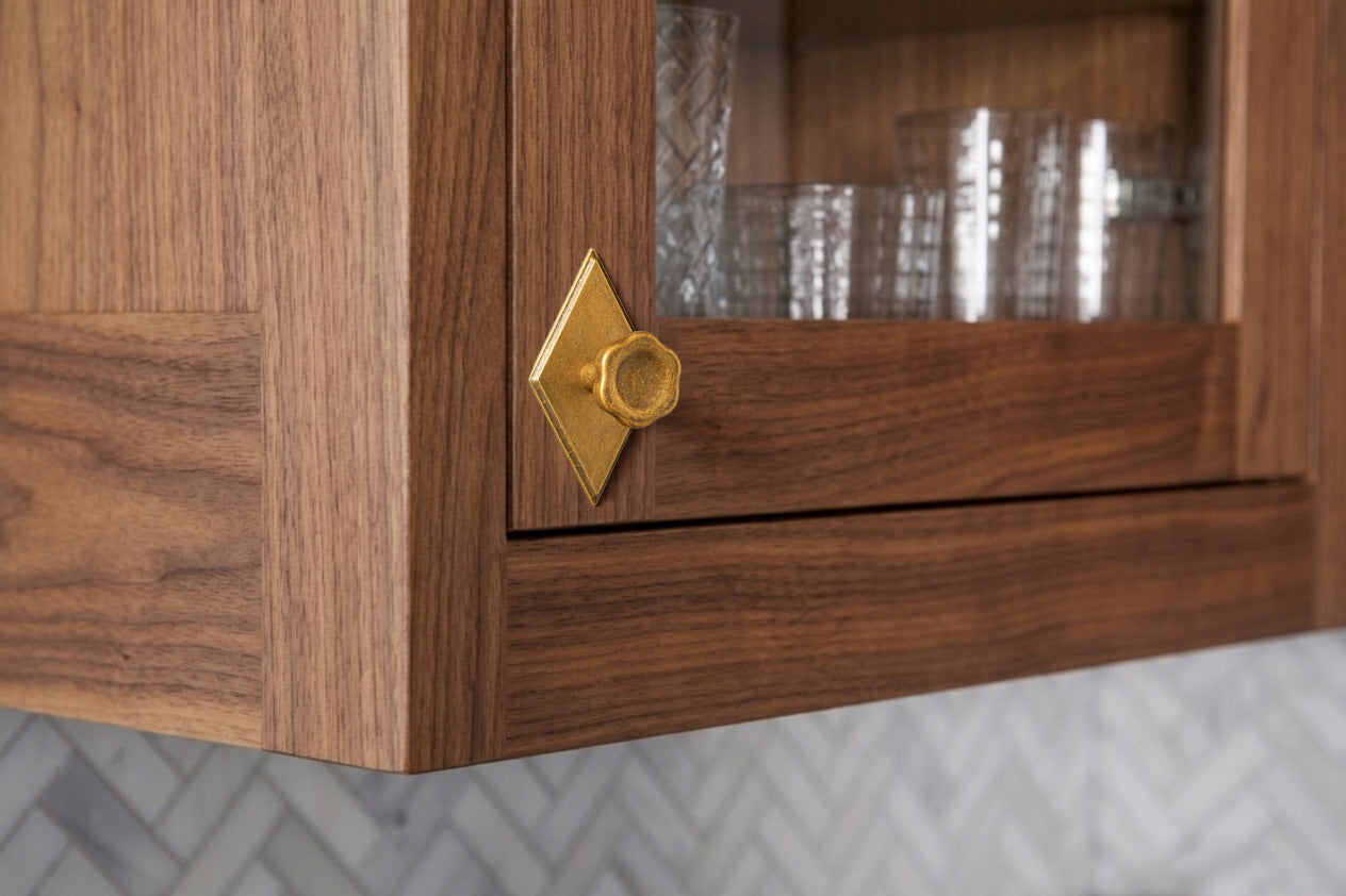 Floral Zinc Alloy Cabinet Knobs with Decorative Backplates, Assorted Multi-Shape Base Plates Furniture Drawer Knobs for Cabinet