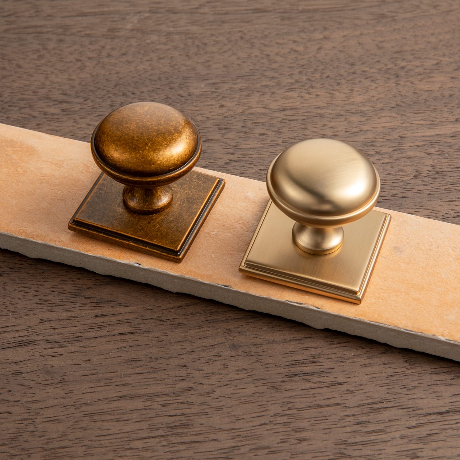 Classic Mushroom Cabinet Knob Zinc Alloy Round Cabinet Knob with Backplate for Kitchen Cabinet