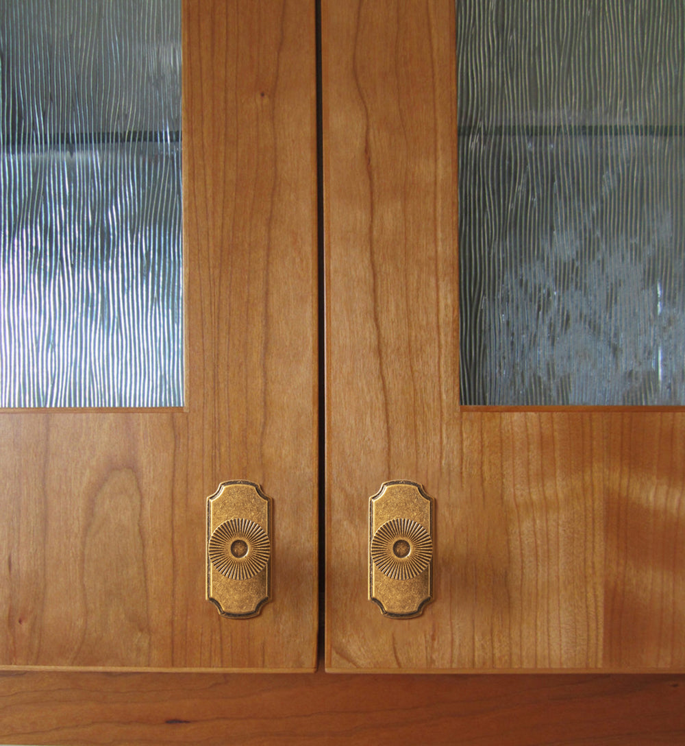 Retro Radiating Pattern Cabinet Knob with Ornate Backplate, Solid Zinc Alloy Drawer Knob for Classic Cabinet Renovation