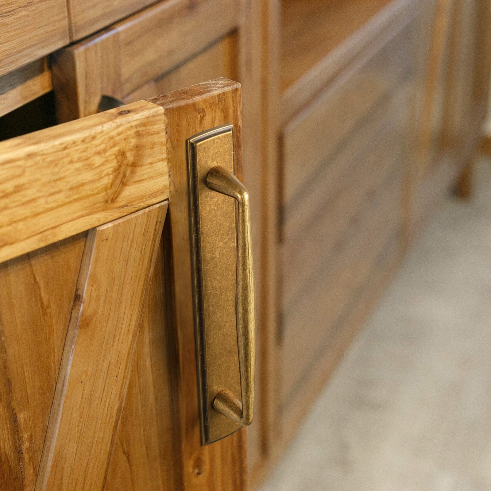 2 Pack Vintage Zinc Alloy Cabinet Pulls with Back Plate - Furniture Handles for Kitchen Cupboards