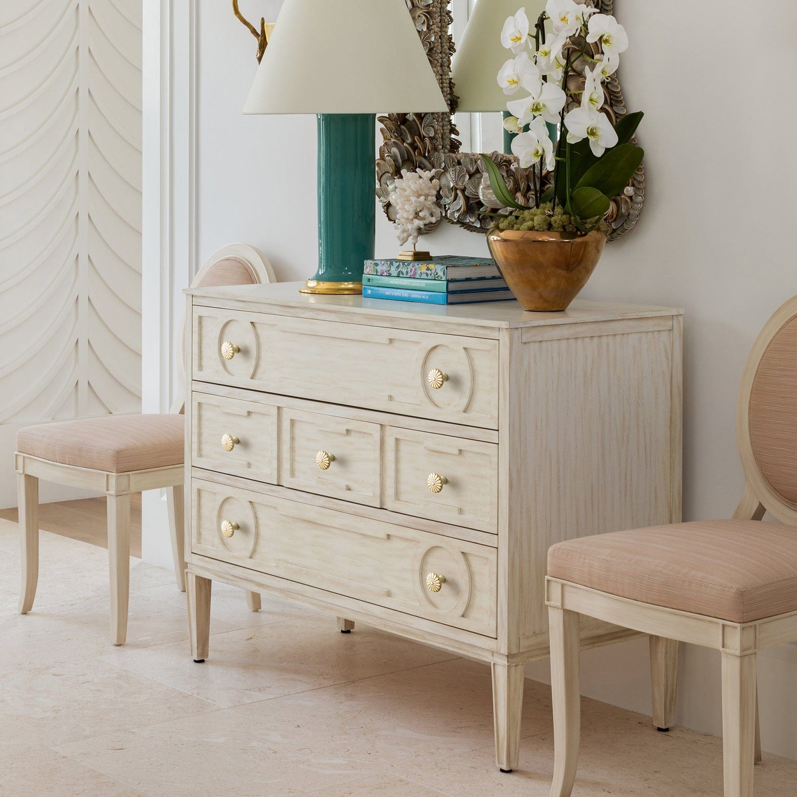 Chrysanthemum Pattern Embossed Cabinet Knobs Distressed Zinc Alloy Furniture Hardware