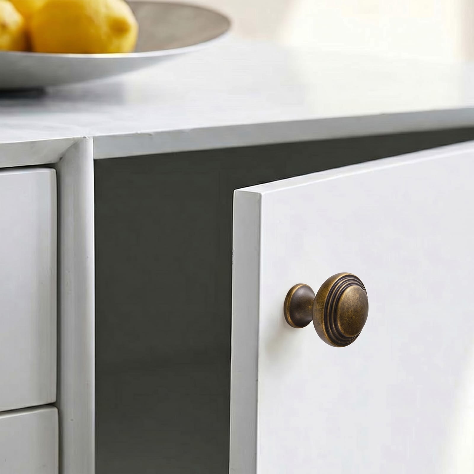 Antique Brass Ribbed Mushroom Cabinet Knob Zinc Alloy Vintage Round Drawer Knob, Farmhouse Traditional Furniture Hardware