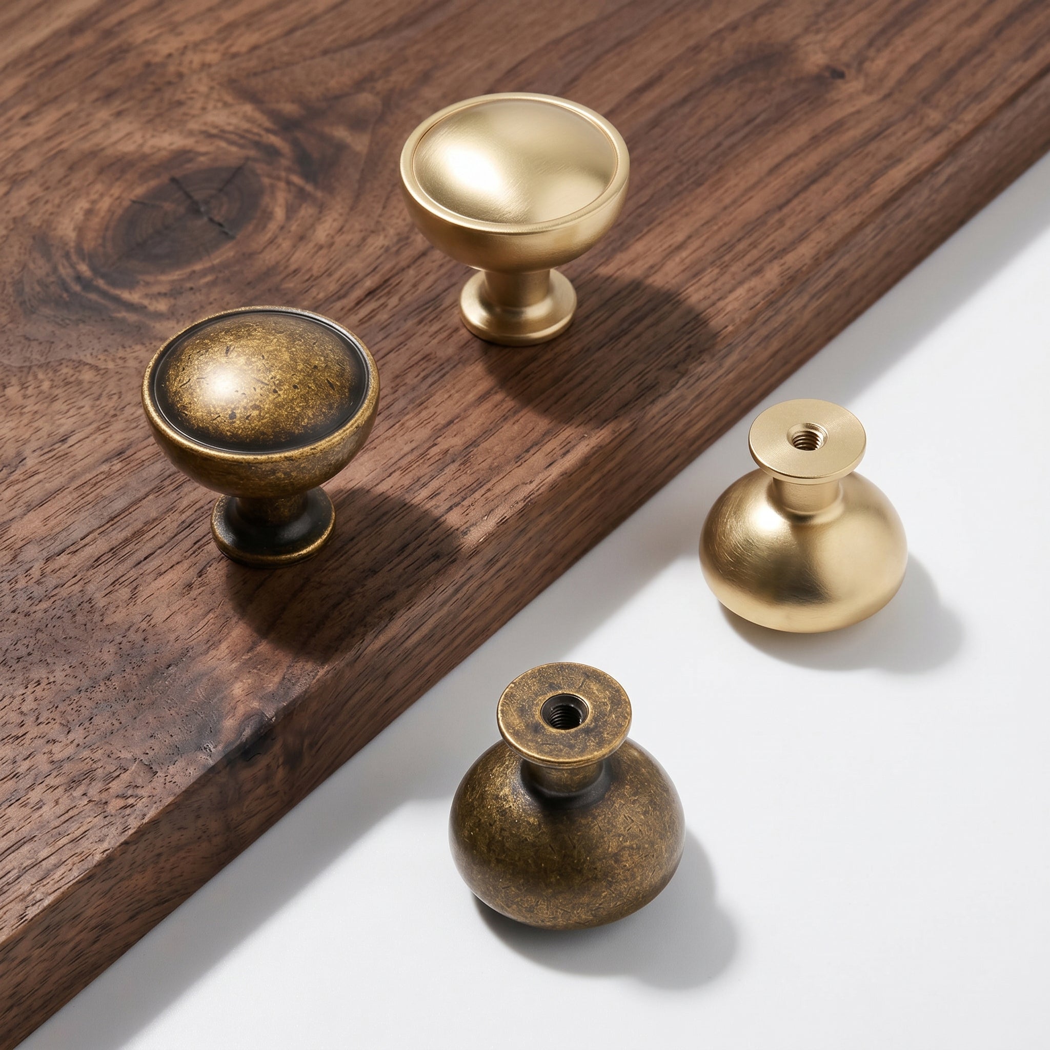 Goblet Shaped Zinc Alloy Cabinet Knobs, Vintage Wine Cup Round Drawer Knob for Kitchen Cabinet