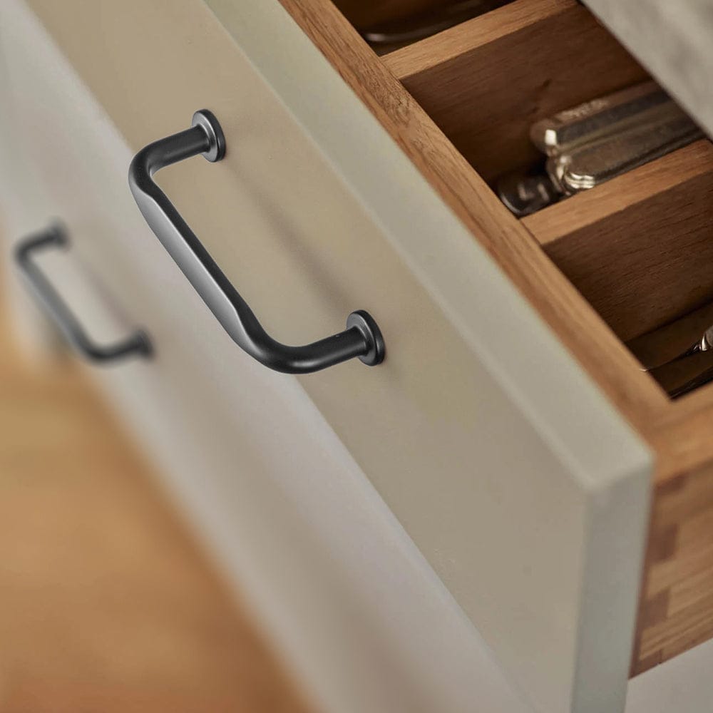 Minimalist Slim Design Zinc Alloy Cabinet Pulls – Rustic Hardware for a Streamlined Look