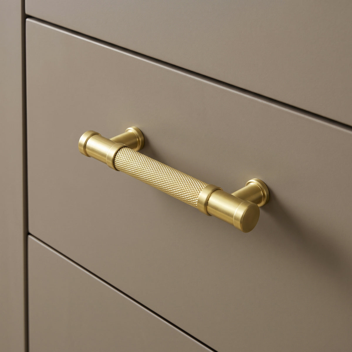 Knurled Metal Alloy Vintage Bronze Bar Pull Kitchen Hardware