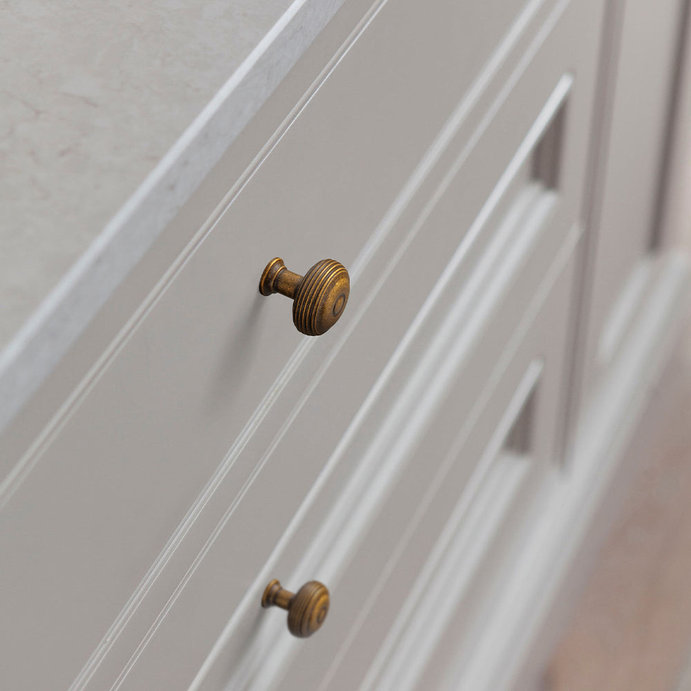Concentric Tiered Round Zinc Alloy Cabinet Knobs, Classic Ridged Vintage Drawer Knob for Cabinet, Dresser