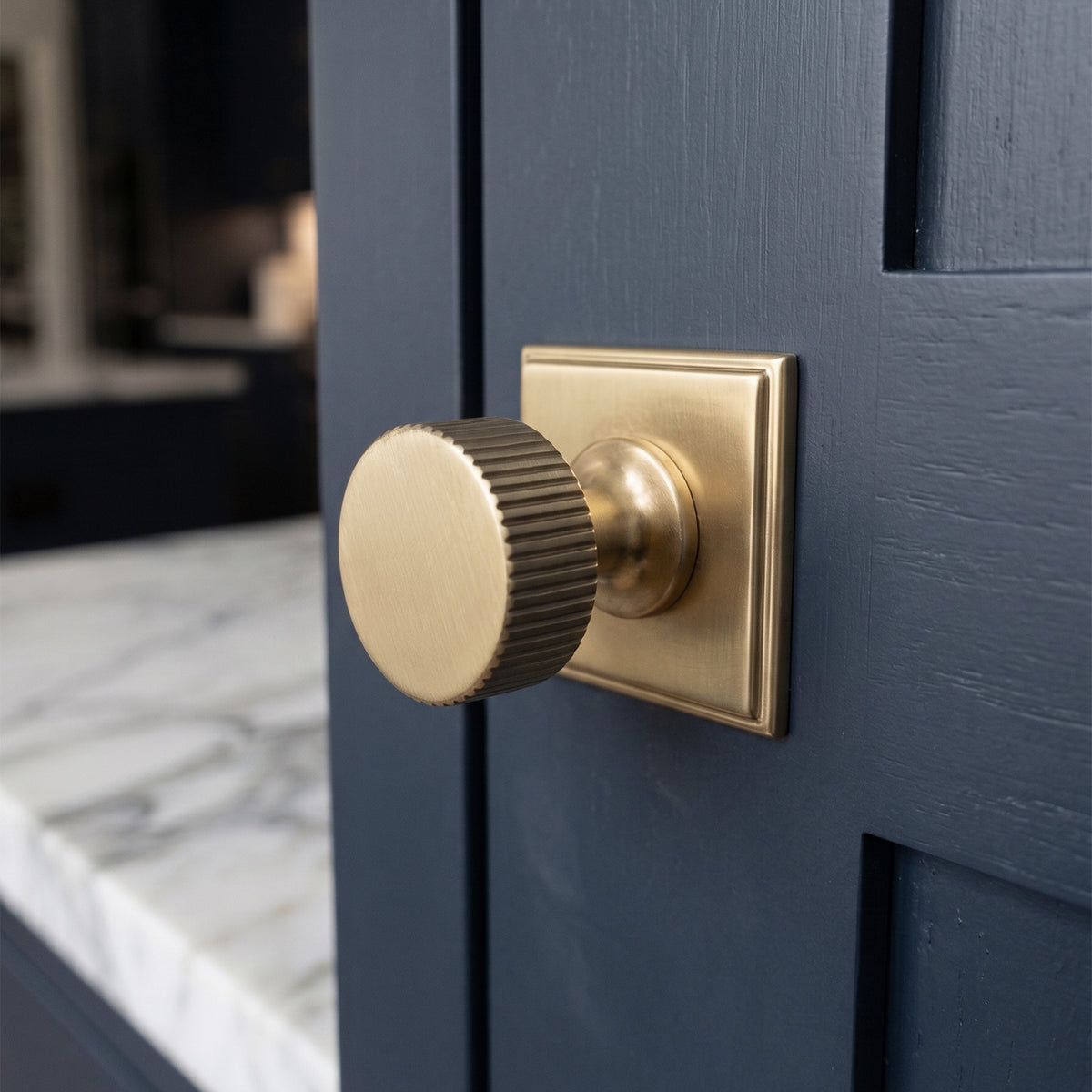 6 Pack Knurled Zinc Alloy Cabinet Knob with Assorted Decorative Backplates, Drawer Single Hole Knob