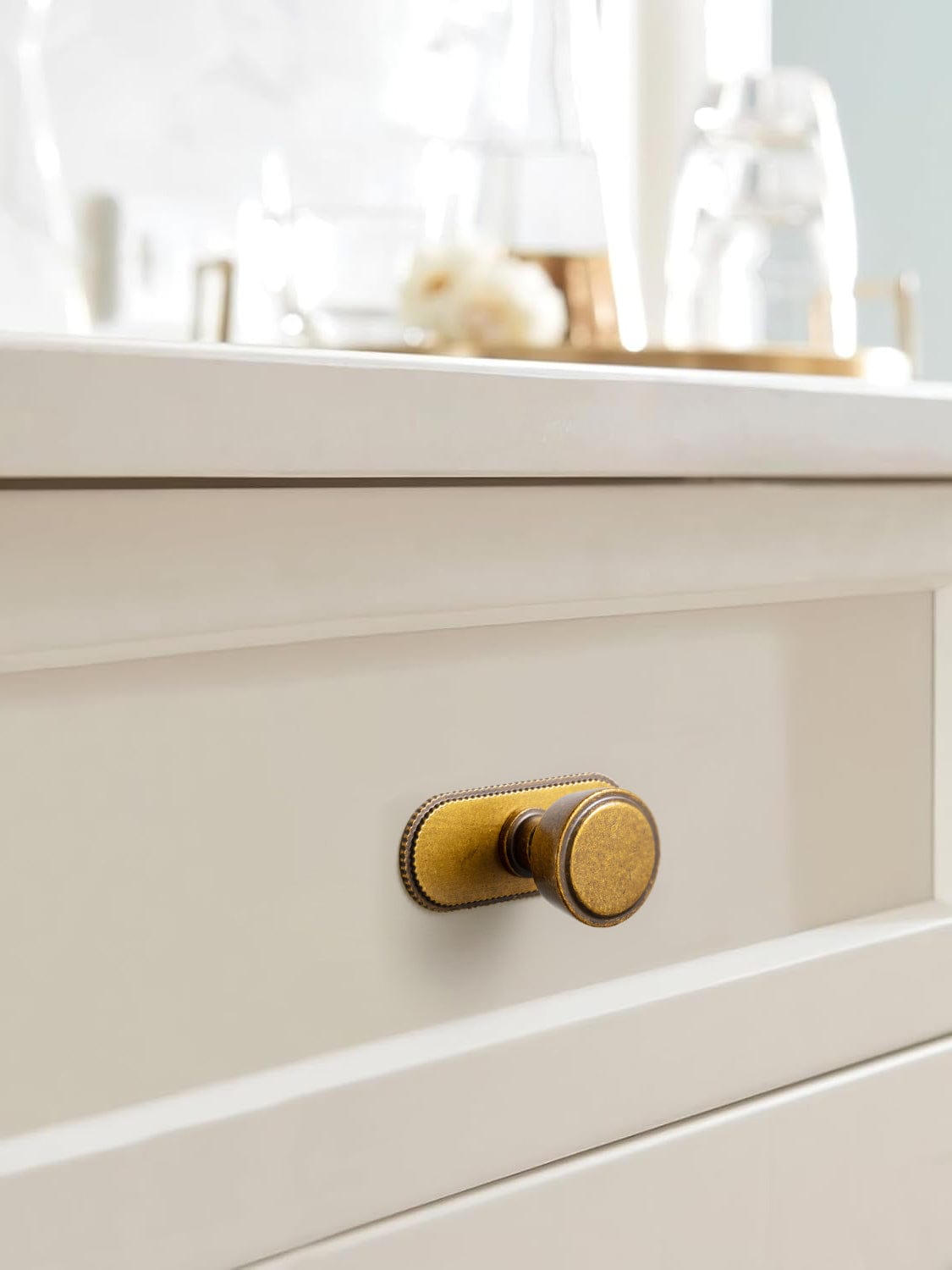 Retro Drawer Knobs for Dresser Cupboard Solid Zinc Alloy Single Hole Cabinet Hardware