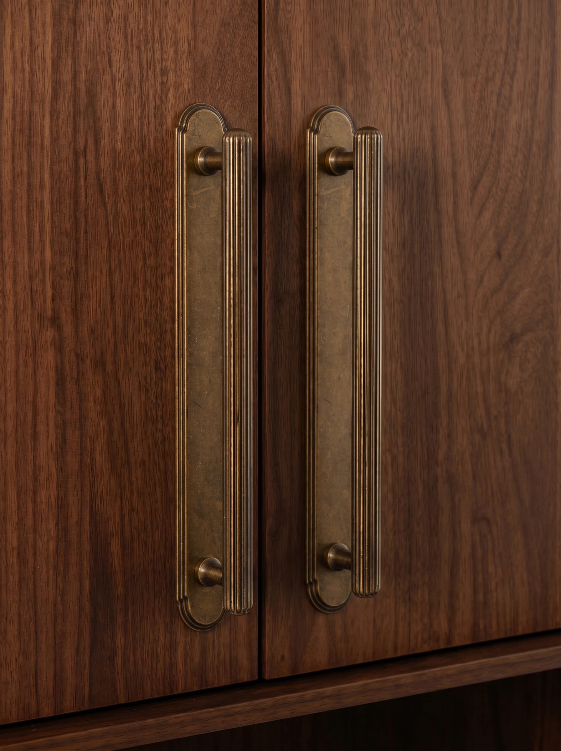 2 Pack Ribbed Fluted Cabinet Pull Handle with Backplate, Vintage Zinc Alloy Drawer Bar Pull