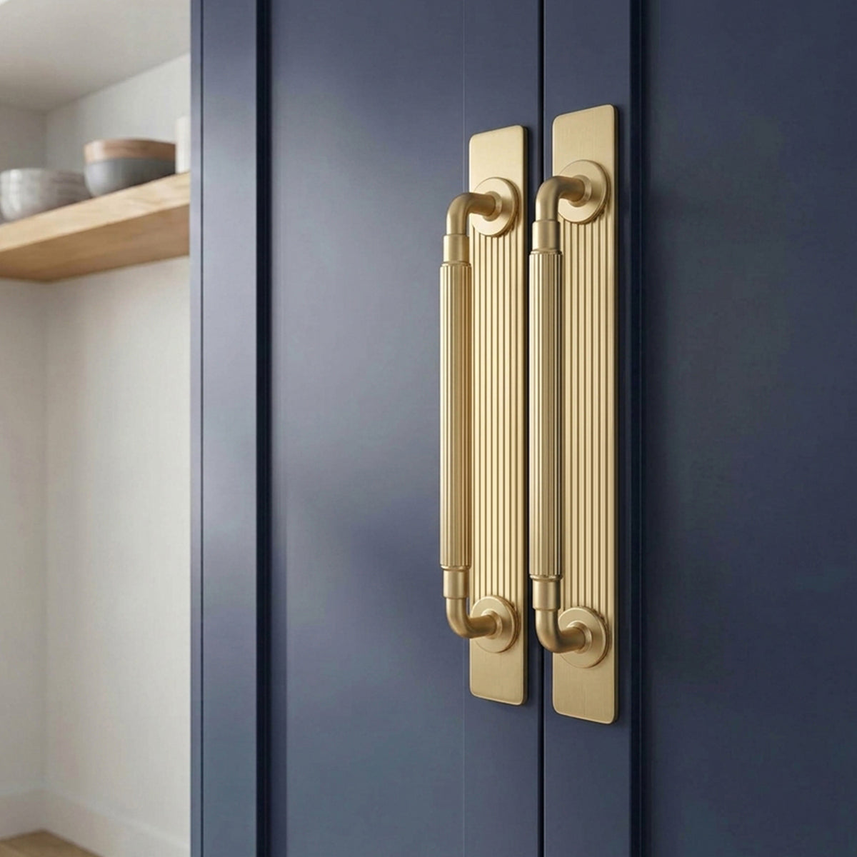 2 Pack Zinc Alloy Fluted Cabinet Handles with Ornate Backplates, Grooved Bar Pulls for Furniture Cabinet Hardware