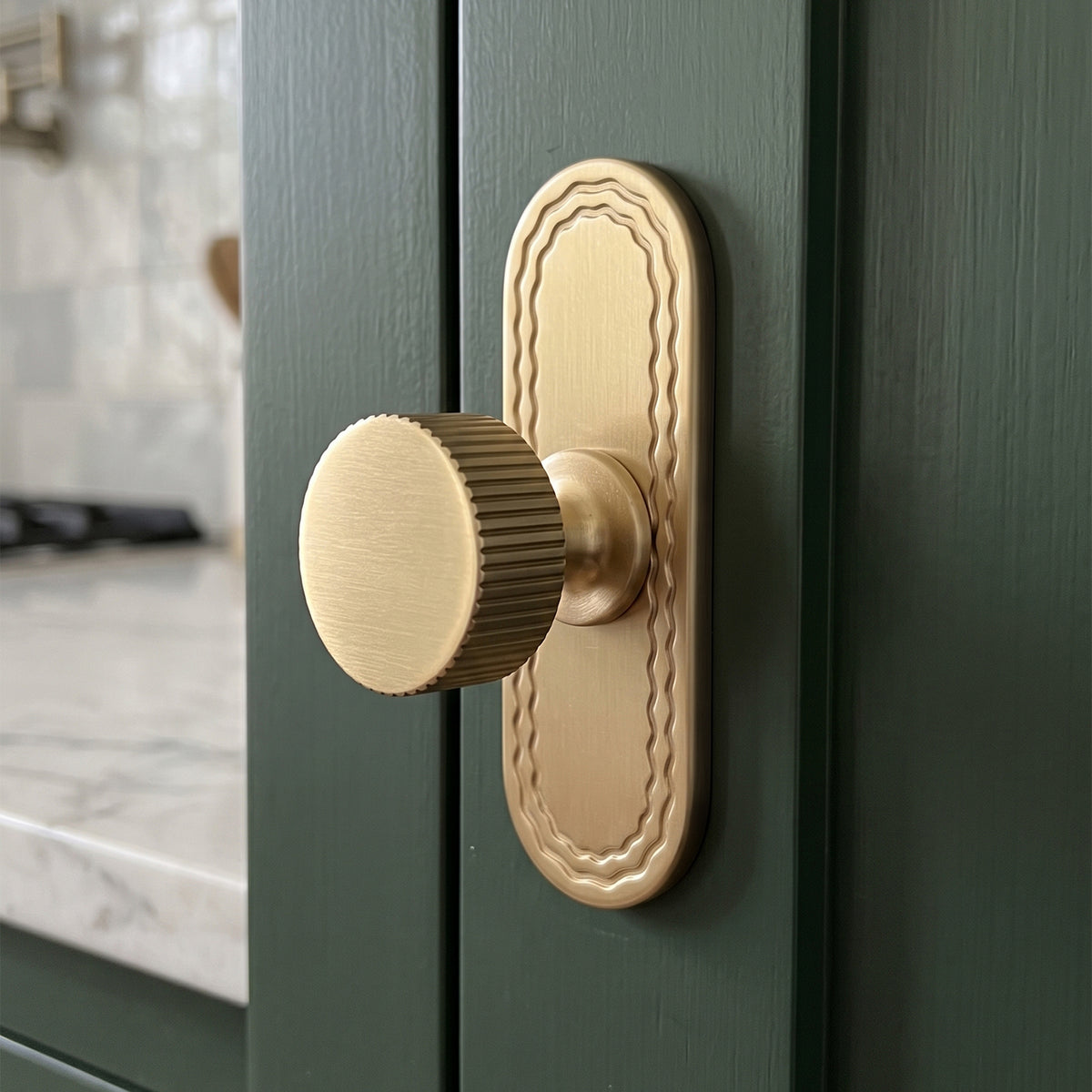 6 Pack Knurled Zinc Alloy Cabinet Knob with Assorted Decorative Backplates, Drawer Single Hole Knob
