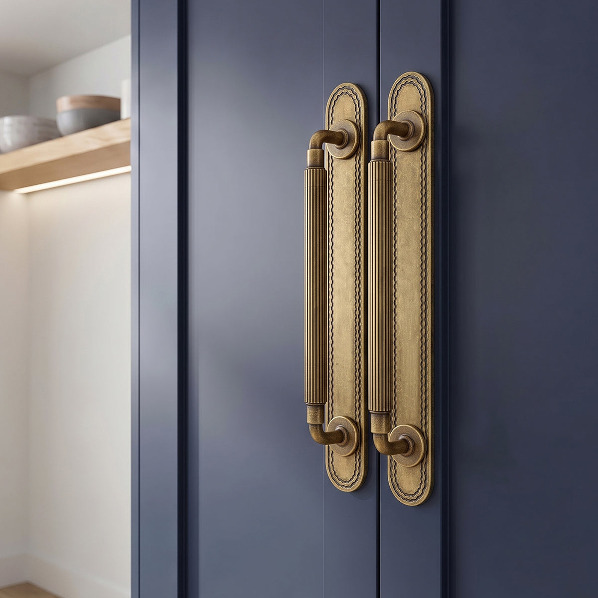 2 Pack Zinc Alloy Fluted Cabinet Handles with Ornate Backplates, Grooved Bar Pulls for Furniture Cabinet Hardware