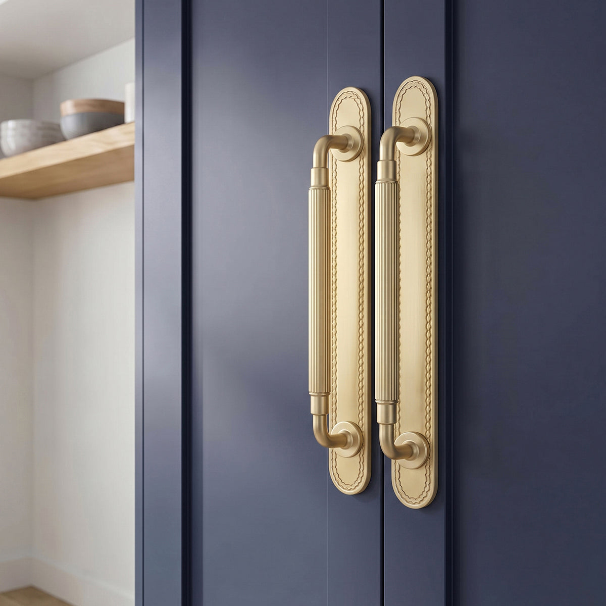 2 Pack Zinc Alloy Fluted Cabinet Handles with Ornate Backplates, Grooved Bar Pulls for Furniture Cabinet Hardware