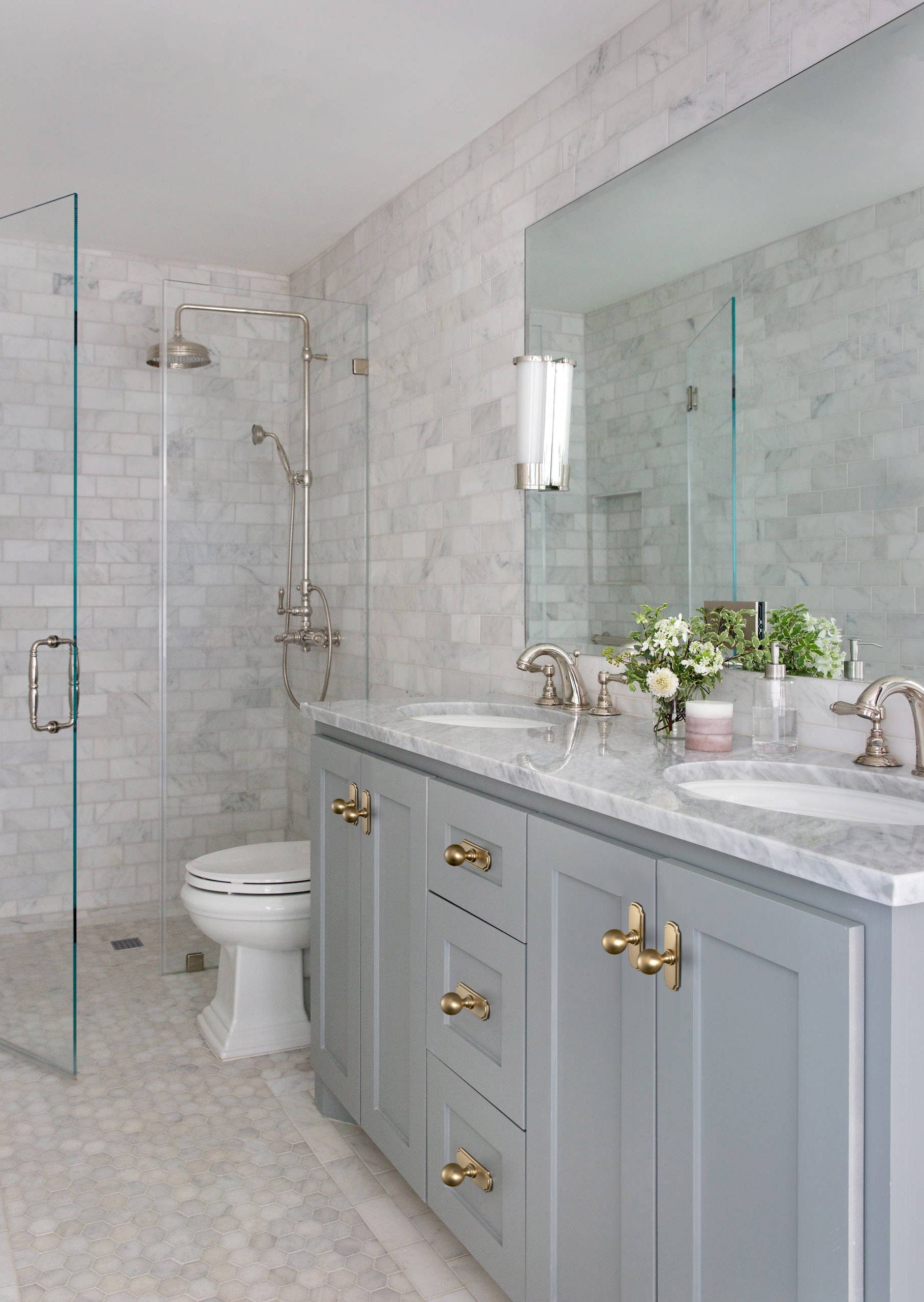 Stylish Zinc Alloy Cabinet Knobs Classic Round Design Durable Cabinet Handles