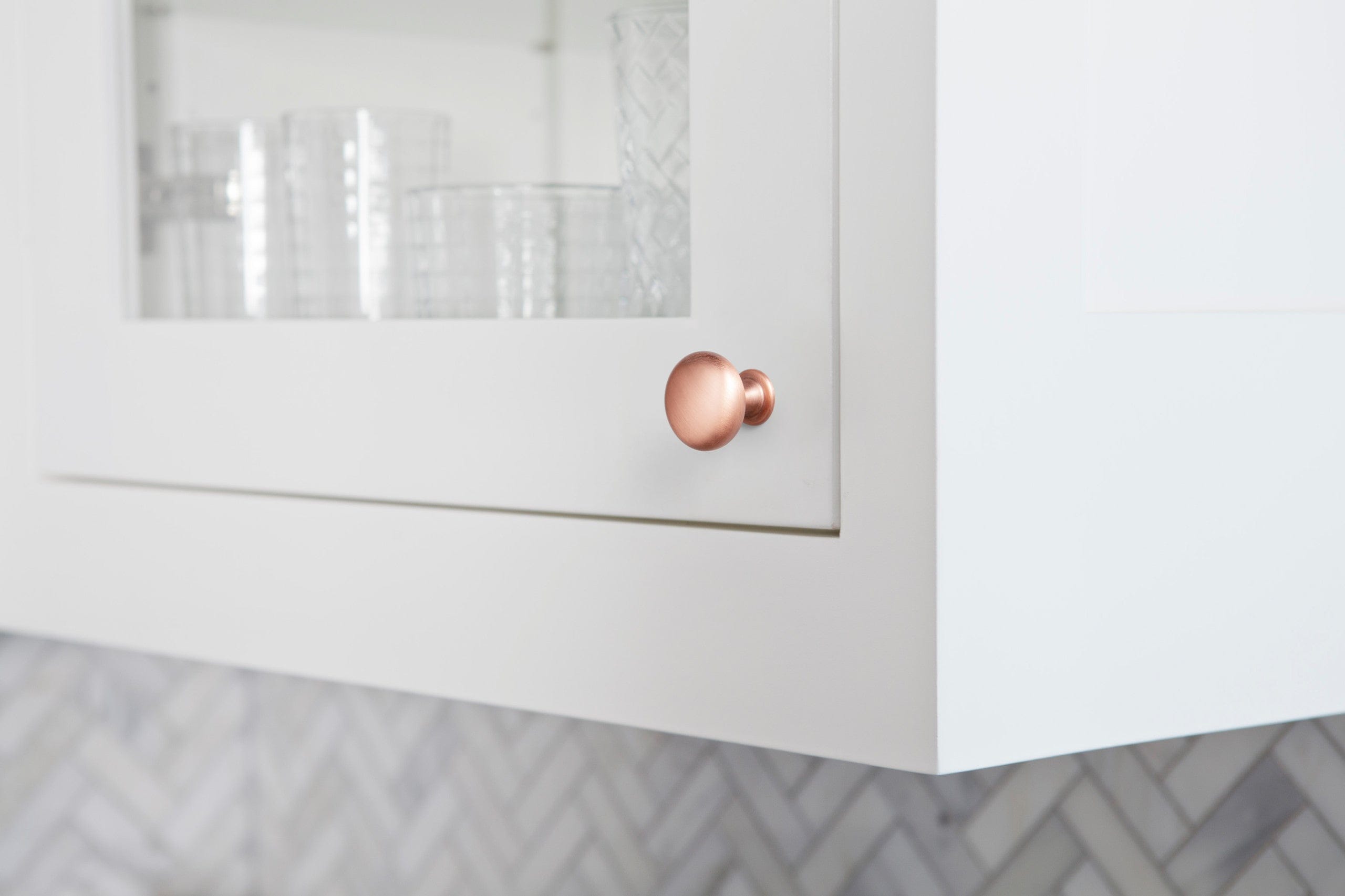 Antique Brass Zinc Alloy Cabinet Knob with Back Plate Single Hole Center Cabinet Hardware for Bedroom Kitchen