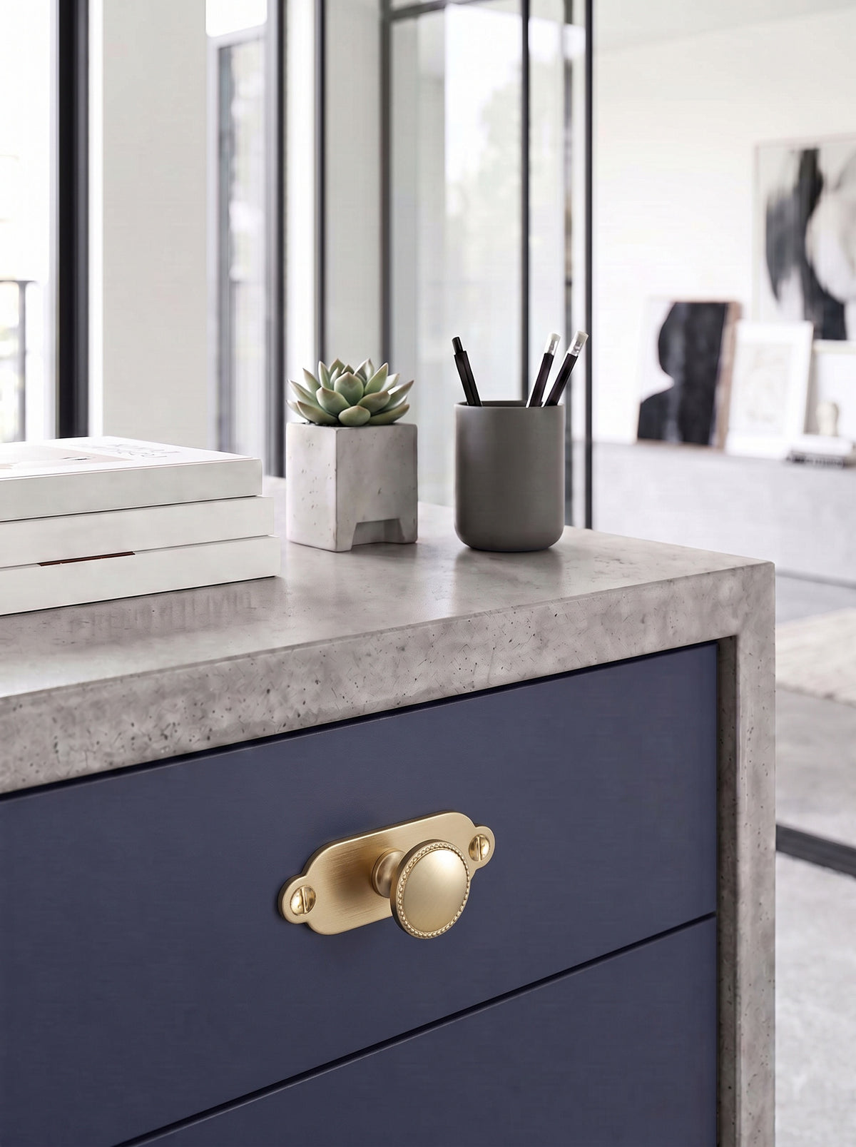 Classic Round Design Cabinet Knobs with Toothed Rim for Kitchen Drawers