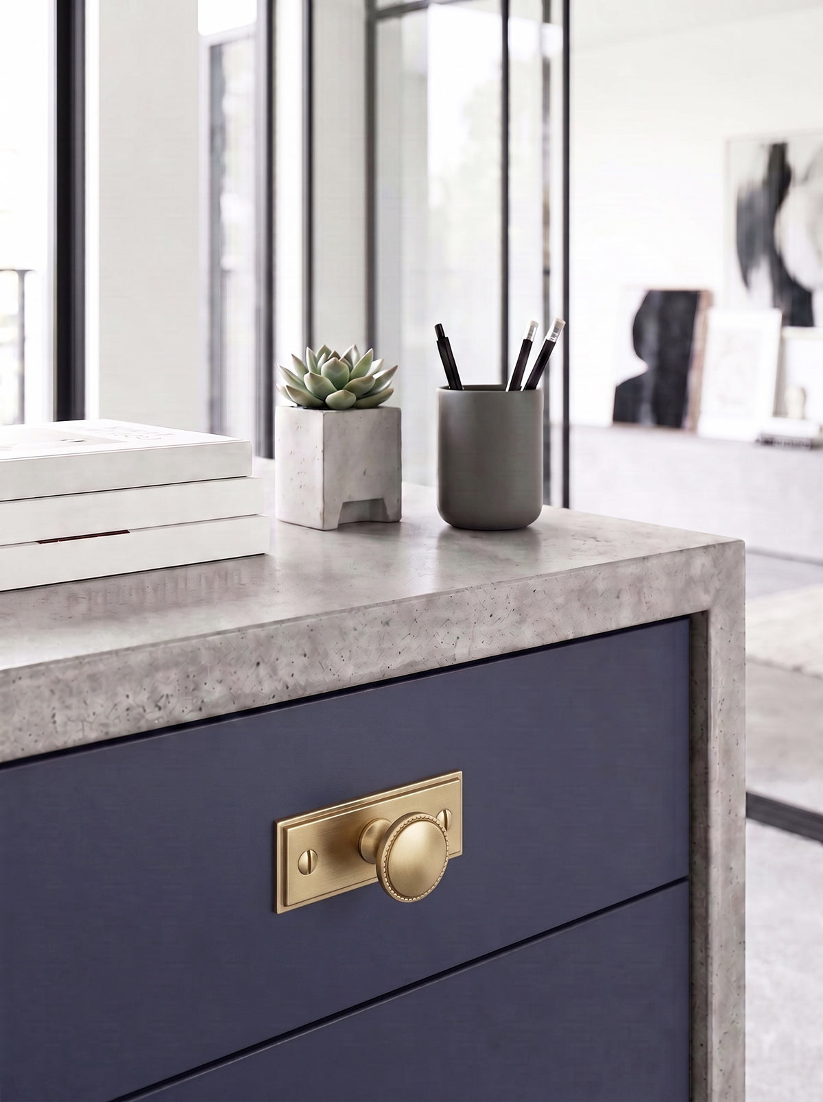 Classic Round Design Cabinet Knobs with Toothed Rim for Kitchen Drawers