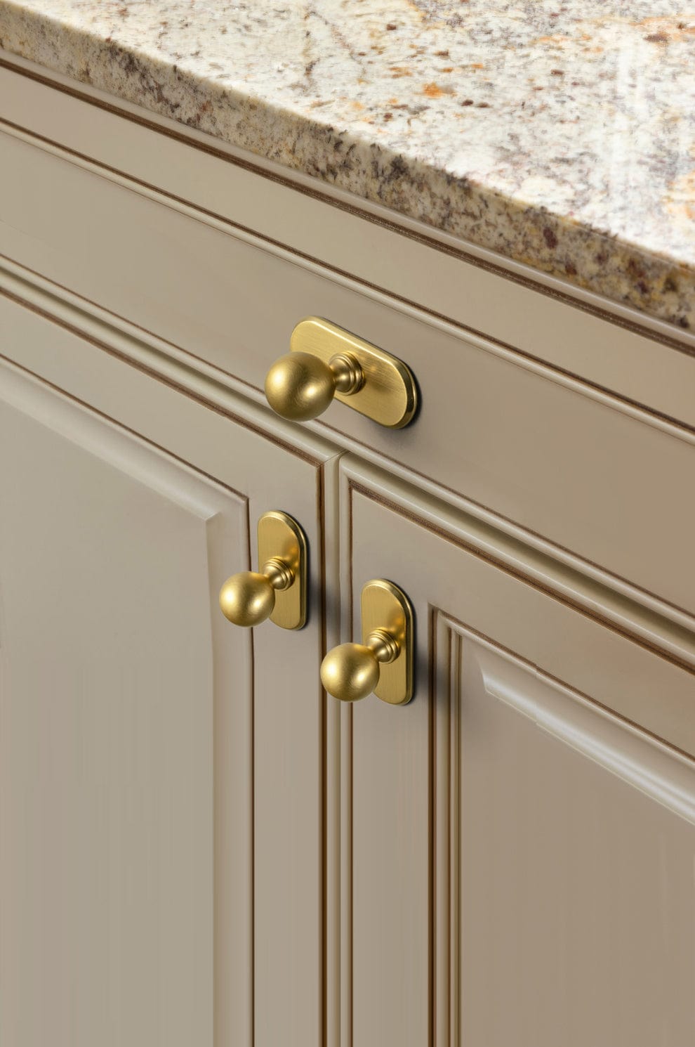 Stylish Zinc Alloy Cabinet Knobs Classic Round Design Durable Cabinet Handles