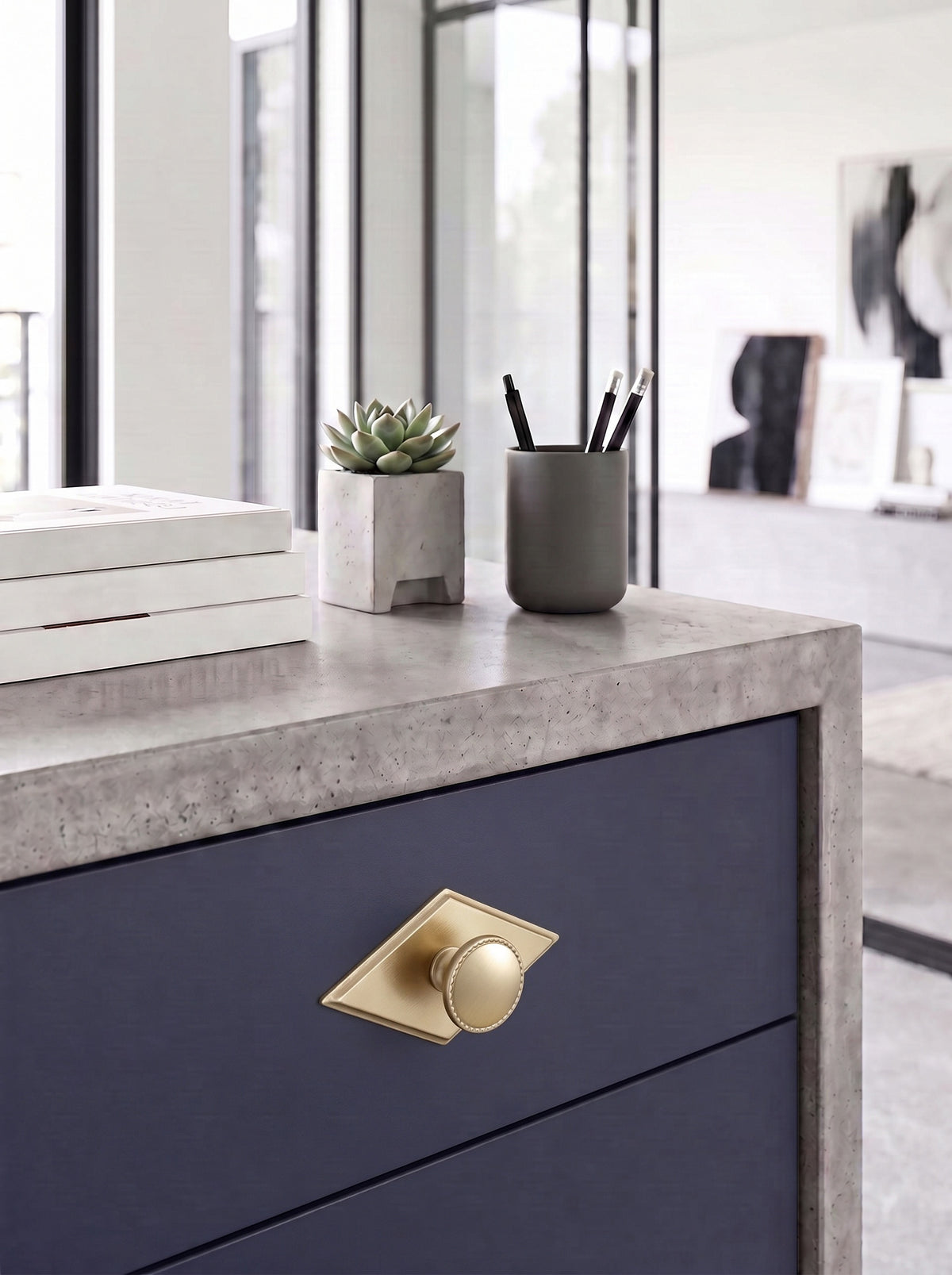 Classic Round Design Cabinet Knobs with Toothed Rim for Kitchen Drawers