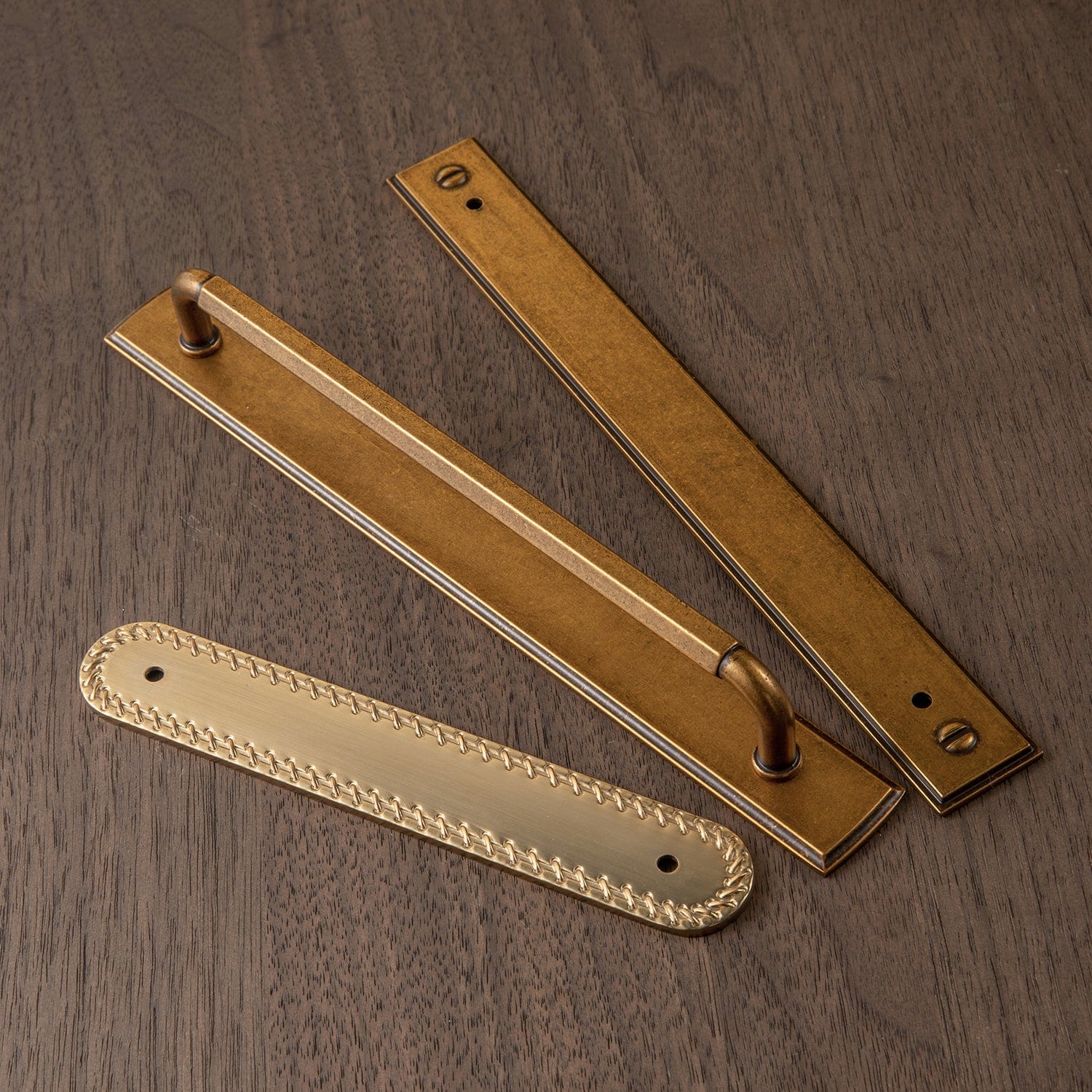 Goo-Ki 2 Pack Affordable Luxury Vintage Drawer Pulls with Back Plates Set for Kitchen