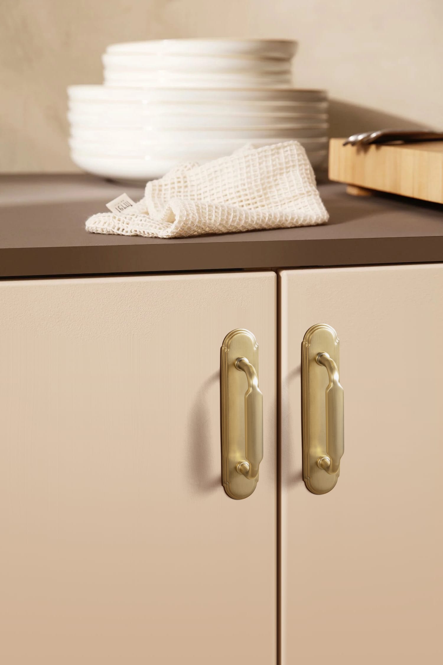 Goo-Ki 2 Pack Antique Brass Cabinet Pulls with Back Plate Zinc Alloy Drawer Handle with Long Back Plate