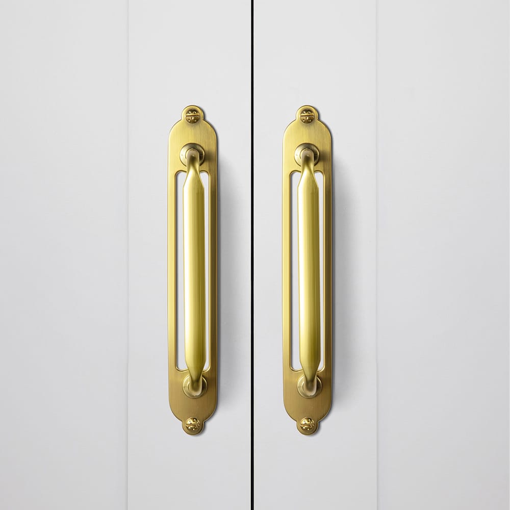 Goo-Ki 2 Pack Elegant Vintage Zinc Alloy Cabinet Handles with Long Backplate, Classic Furniture Hardware for Cabinets, Wardrobes & Dressers