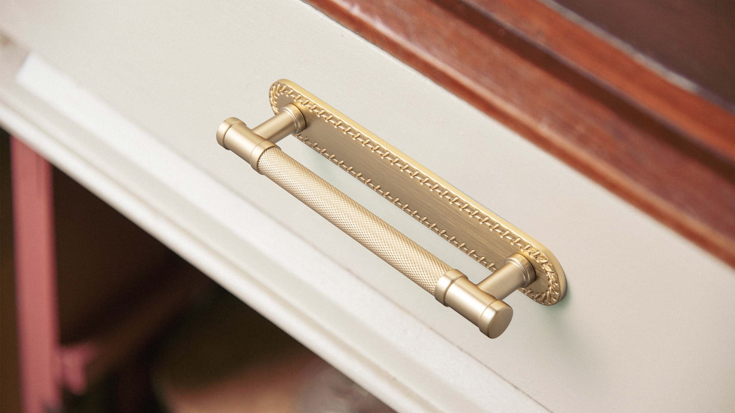 Goo-Ki 2 Pack Knurled Metal Alloy Vintage Bronze Bar Pull with Back Plate Kitchen Hardware