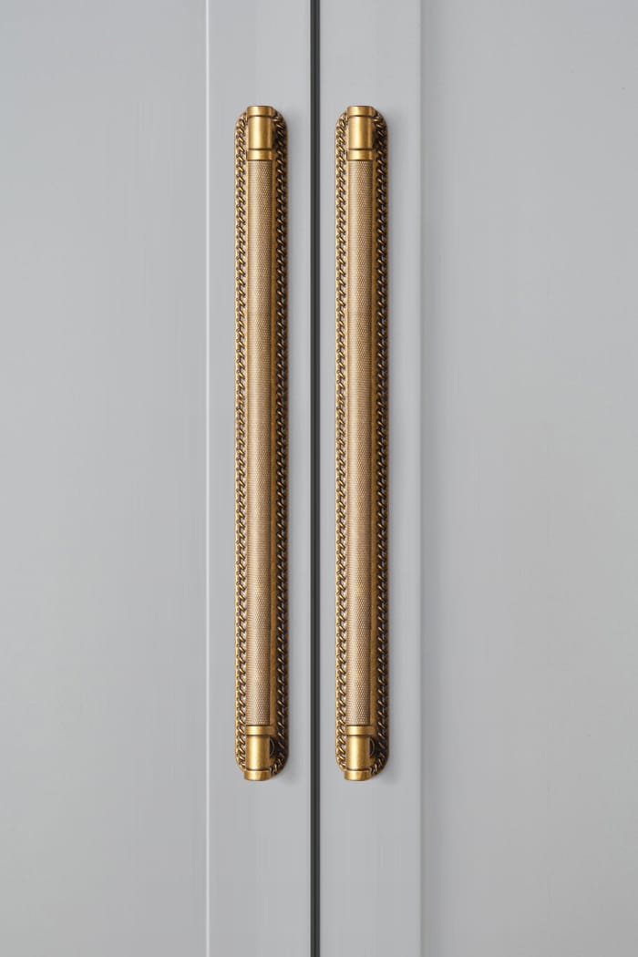 Goo-Ki 2 Pack Knurled Metal Alloy Vintage Bronze Bar Pull with Back Plate Kitchen Hardware