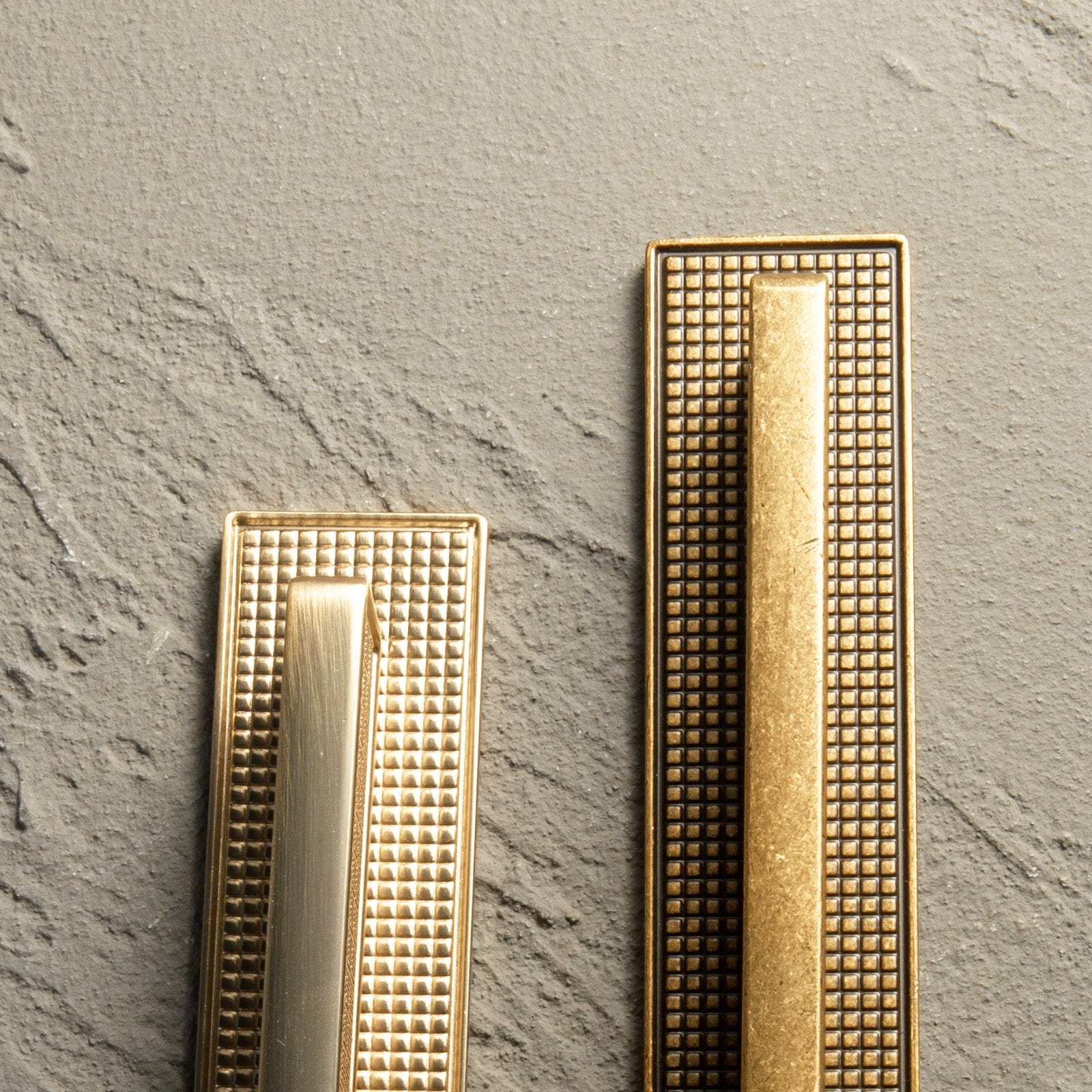 Goo-Ki 2 Pack Linear Architectural Cabinet Pull with Back Plate Textured Grid Cabinet Hardware
