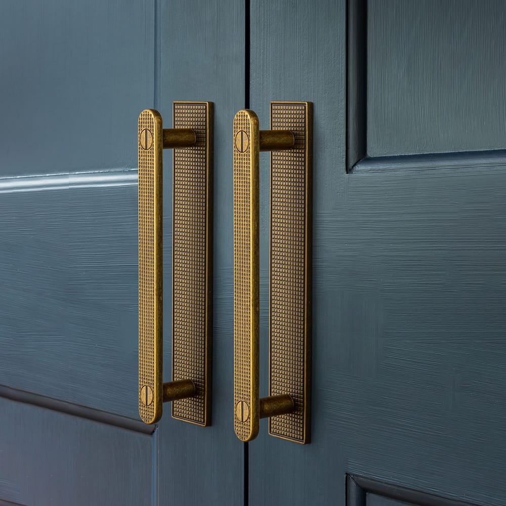 Goo-Ki 2 Pack Mid-Century Cabinet Pulls, Zinc Alloy Drawer Handles with Embossed Grid Backplate, Kitchen & Furniture Replacement Hardware